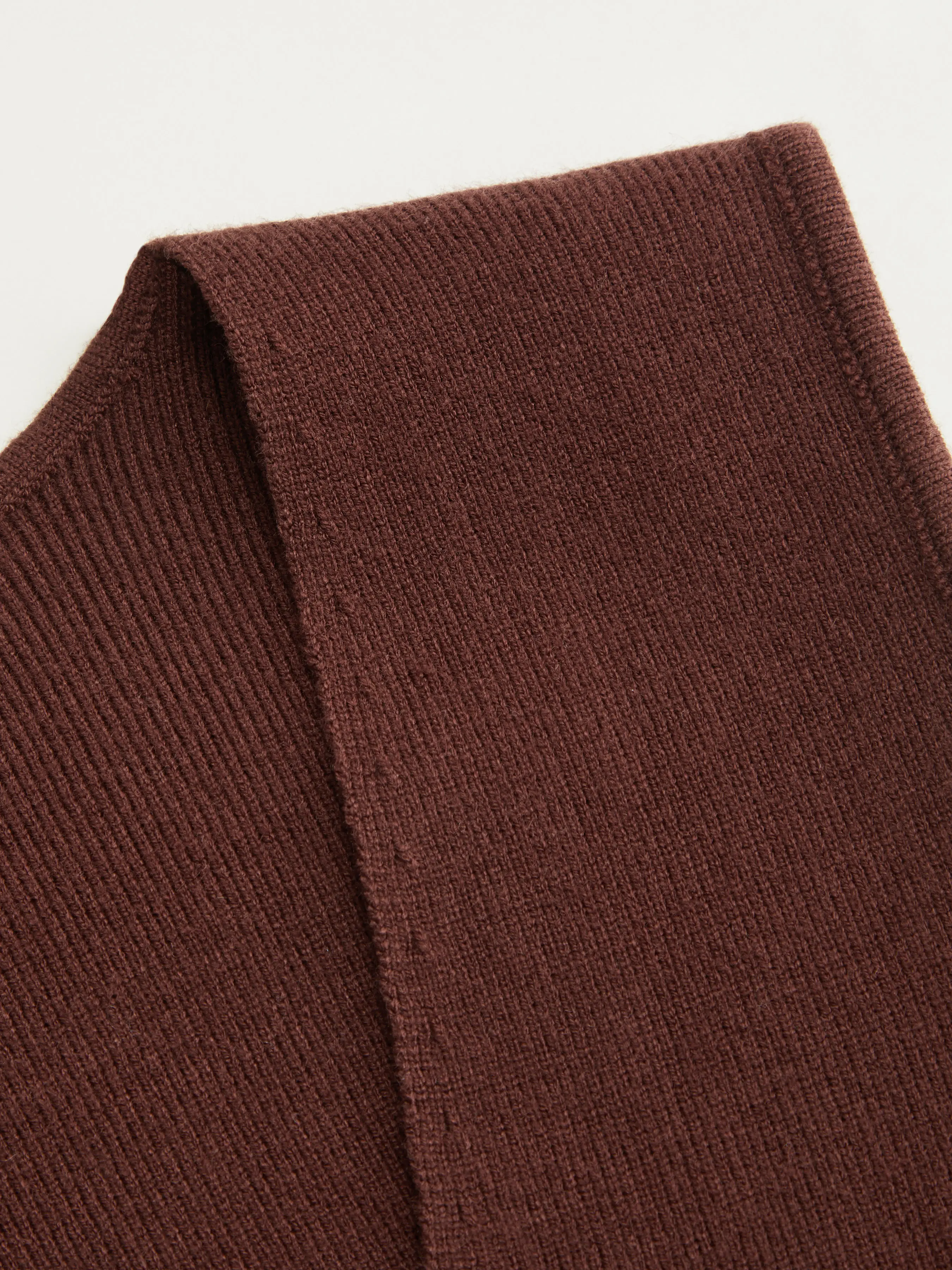 Knit V-neck Split Belted Vest