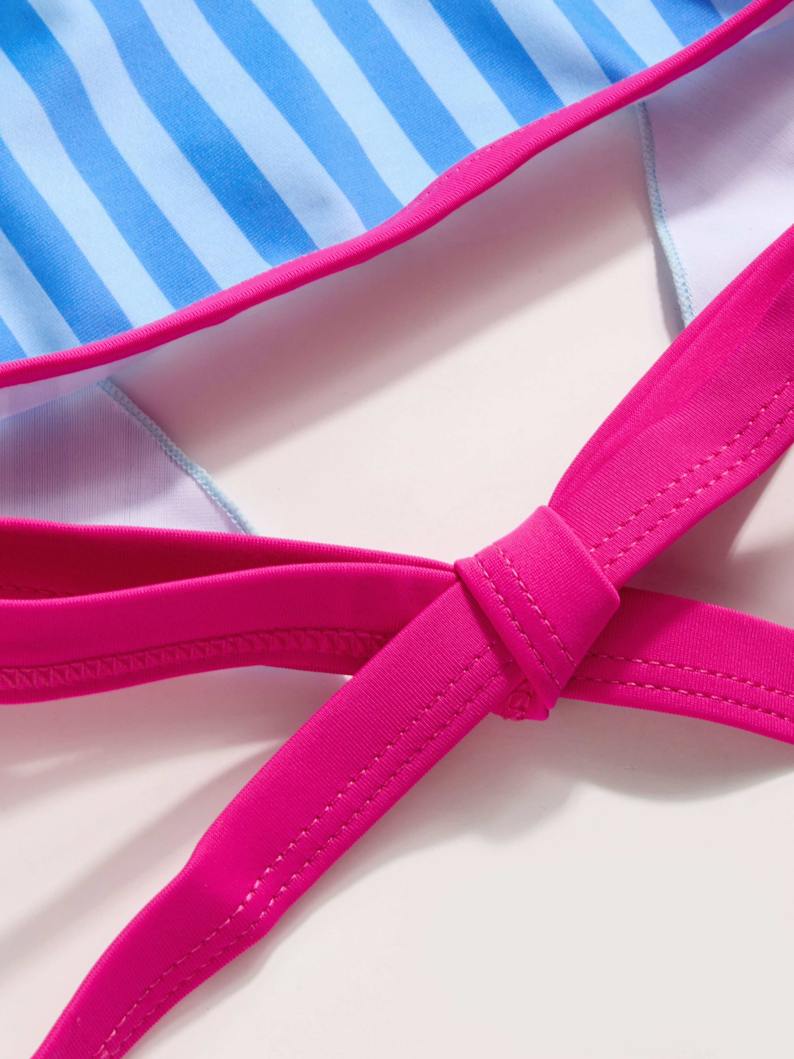 10520-polly-pocket-x-cider-seaside-rewind-swim-set-curve-plus-1.webp