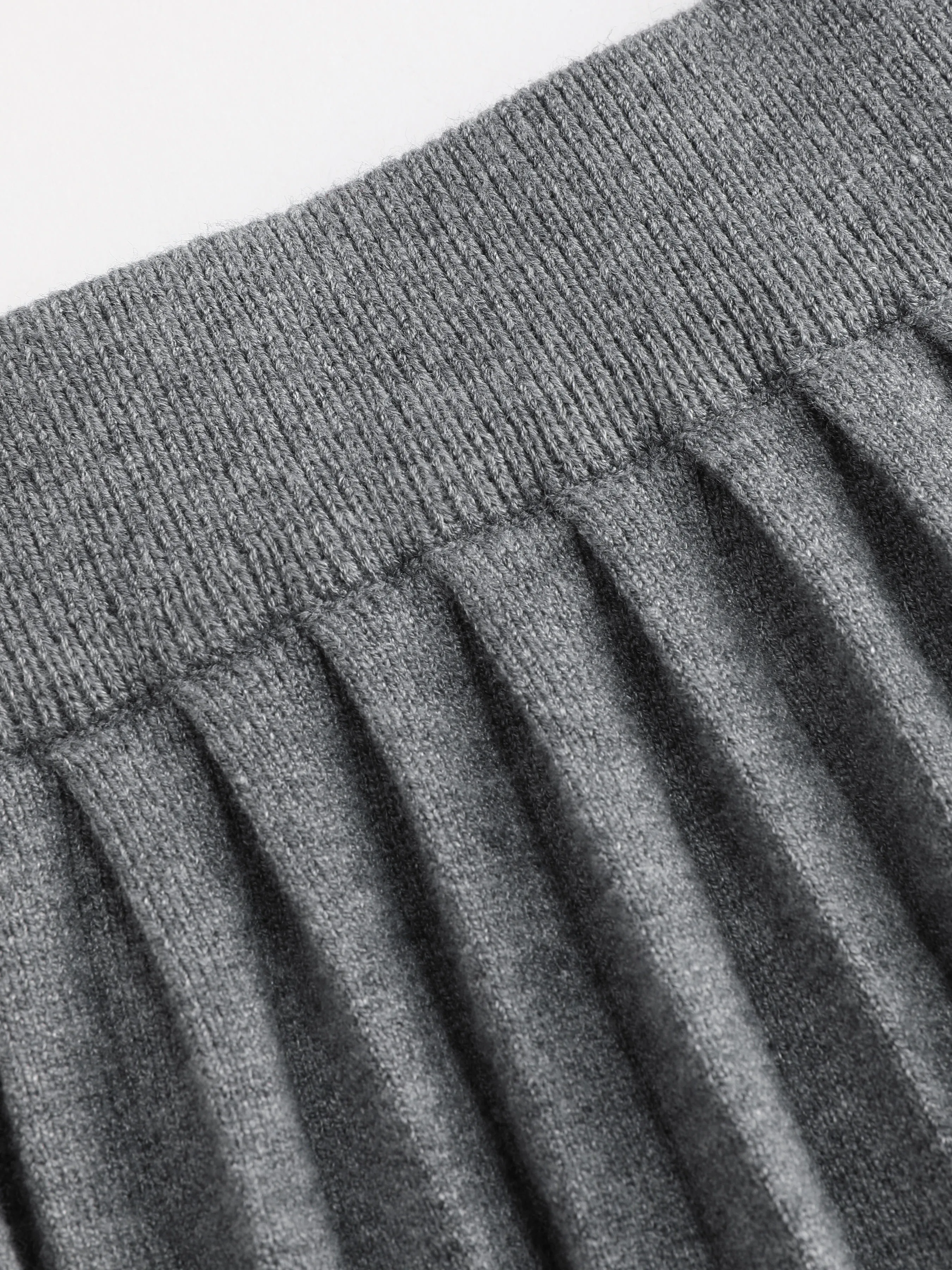 Knit Mid Waist Solid Pleated Mini Skirt