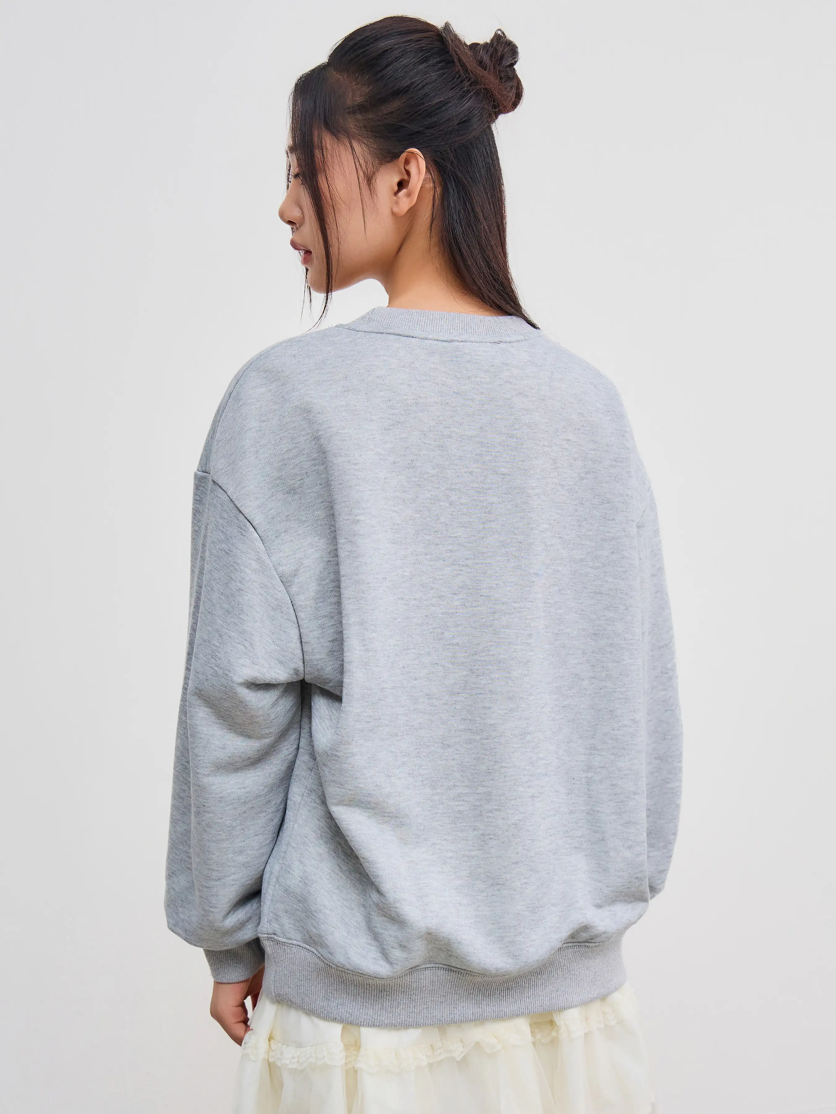 10572-los-angeles-round-neckline-oversized-sweatshirt-1.webp