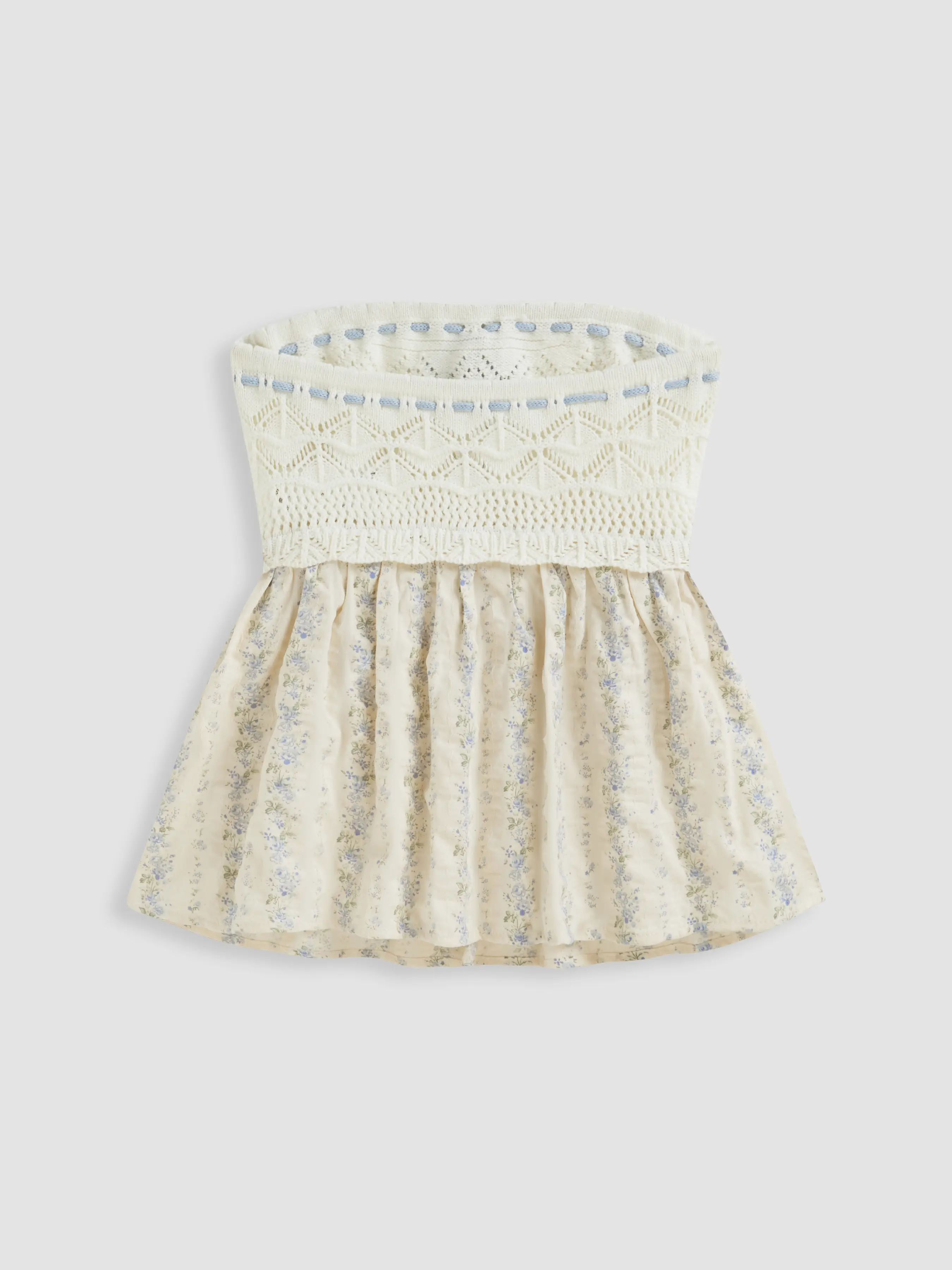 10624-knit-floral-hollow-out-bowknot-crochet-ruffle-bandeau-top-1.webp