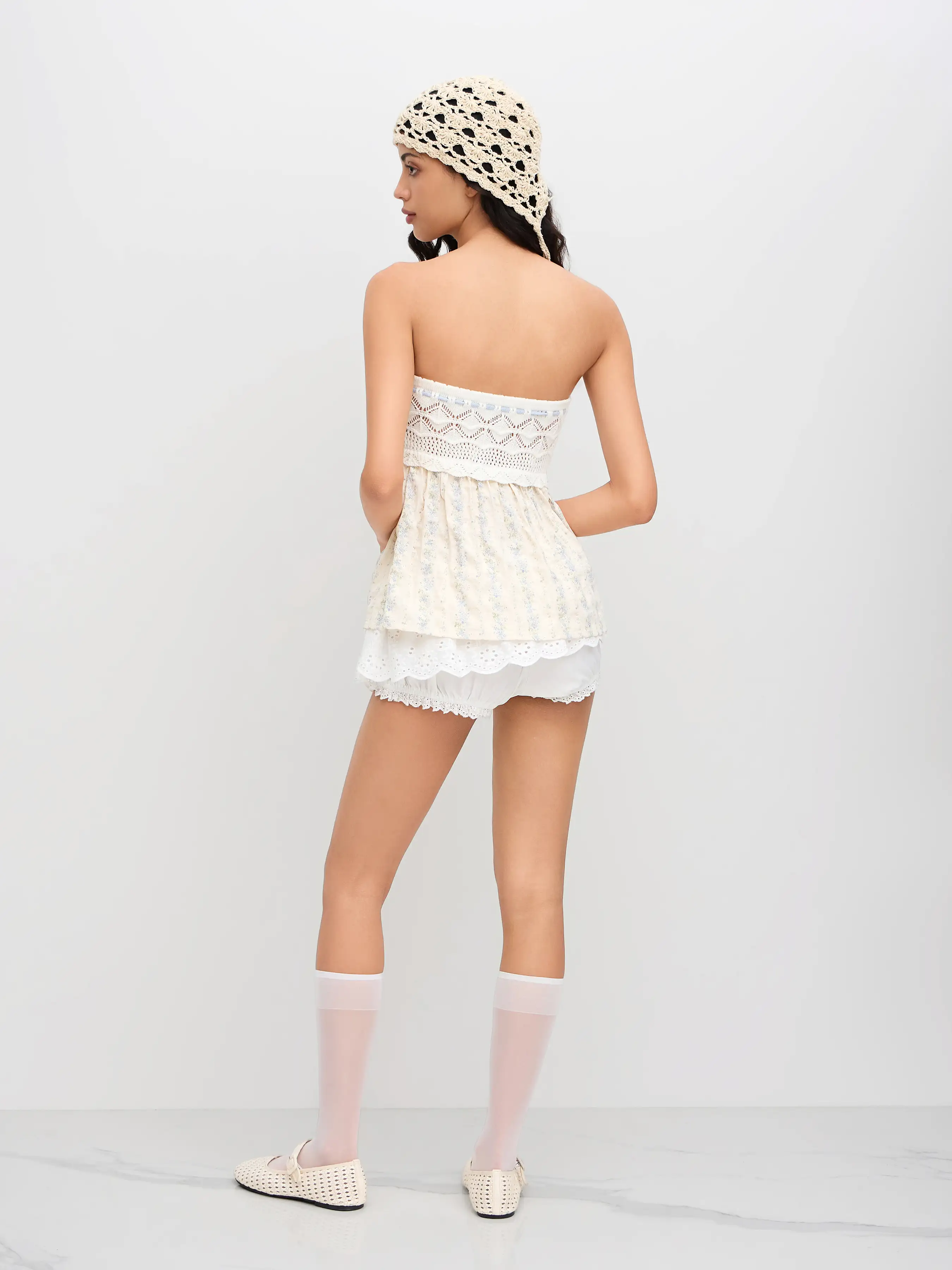 10624-knit-floral-hollow-out-bowknot-crochet-ruffle-bandeau-top-1.webp