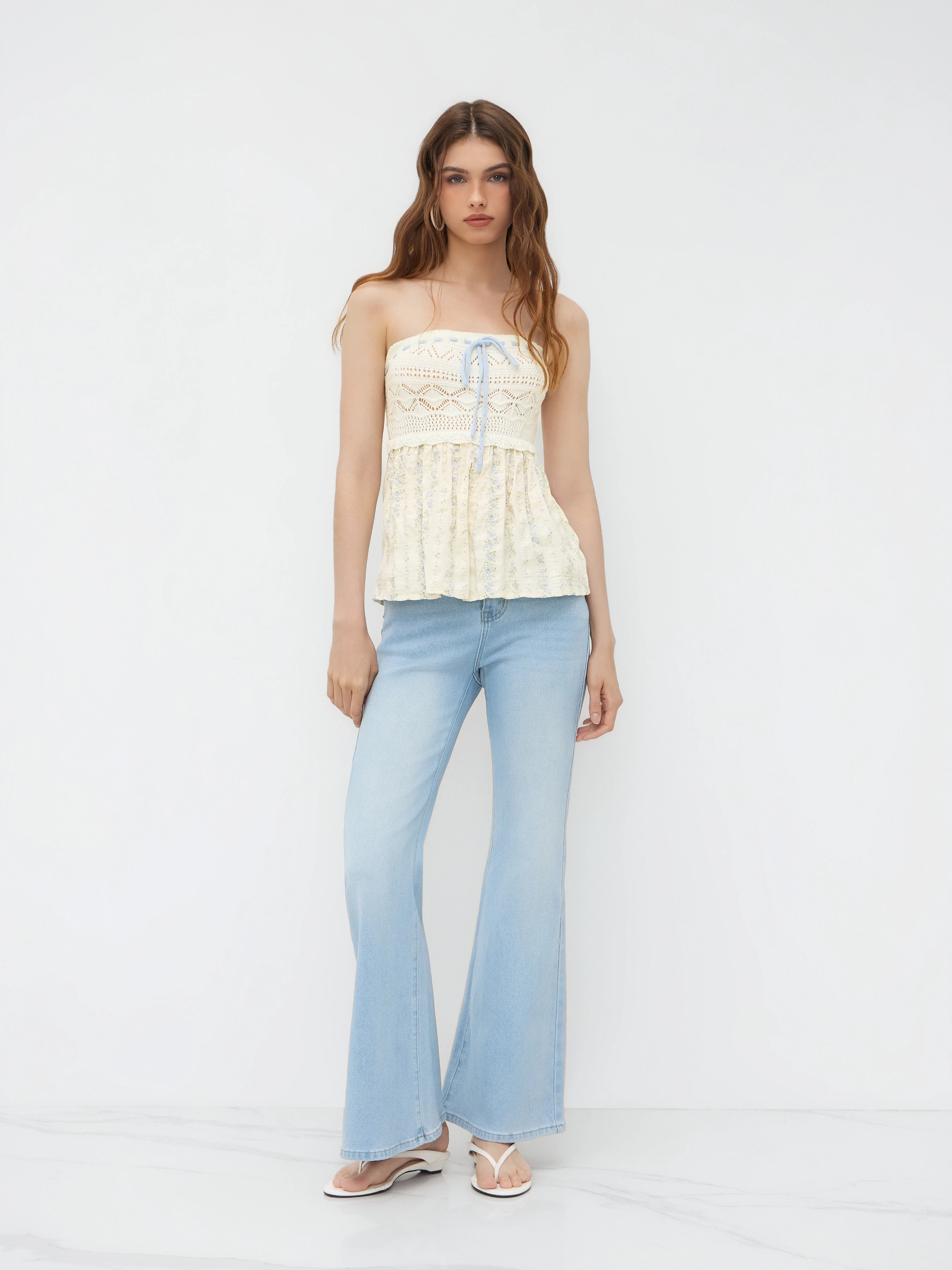 10624-knit-floral-hollow-out-bowknot-crochet-ruffle-bandeau-top-1.webp