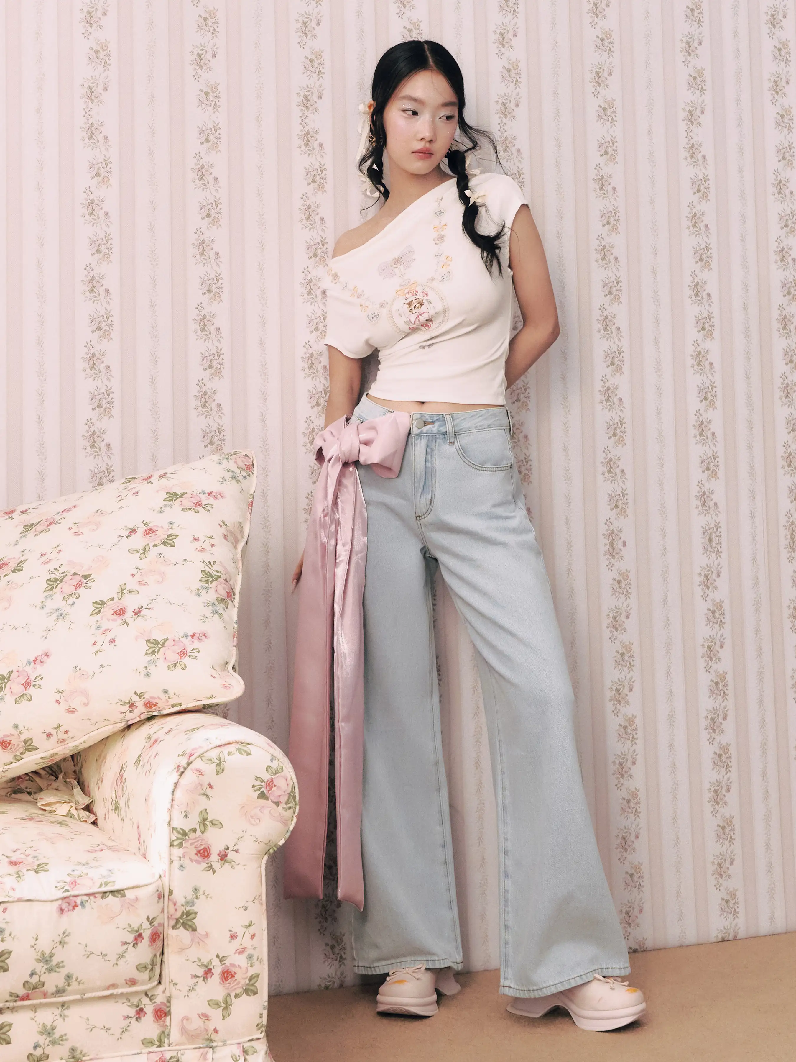 10781-cider-denim-mid-rise-bowknot-wide-leg-jeans-1.webp