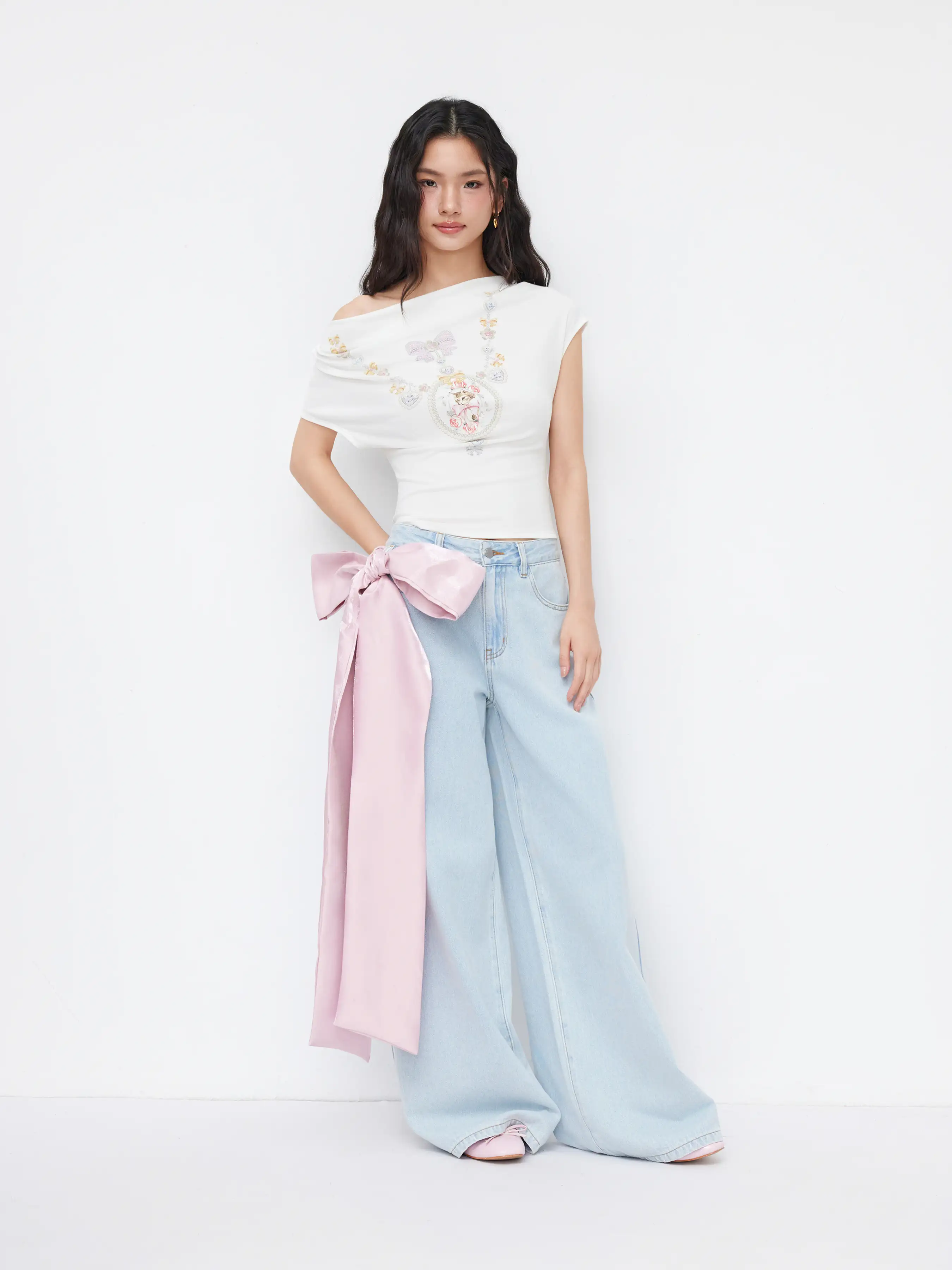 10781-cider-denim-mid-rise-bowknot-wide-leg-jeans-1.webp