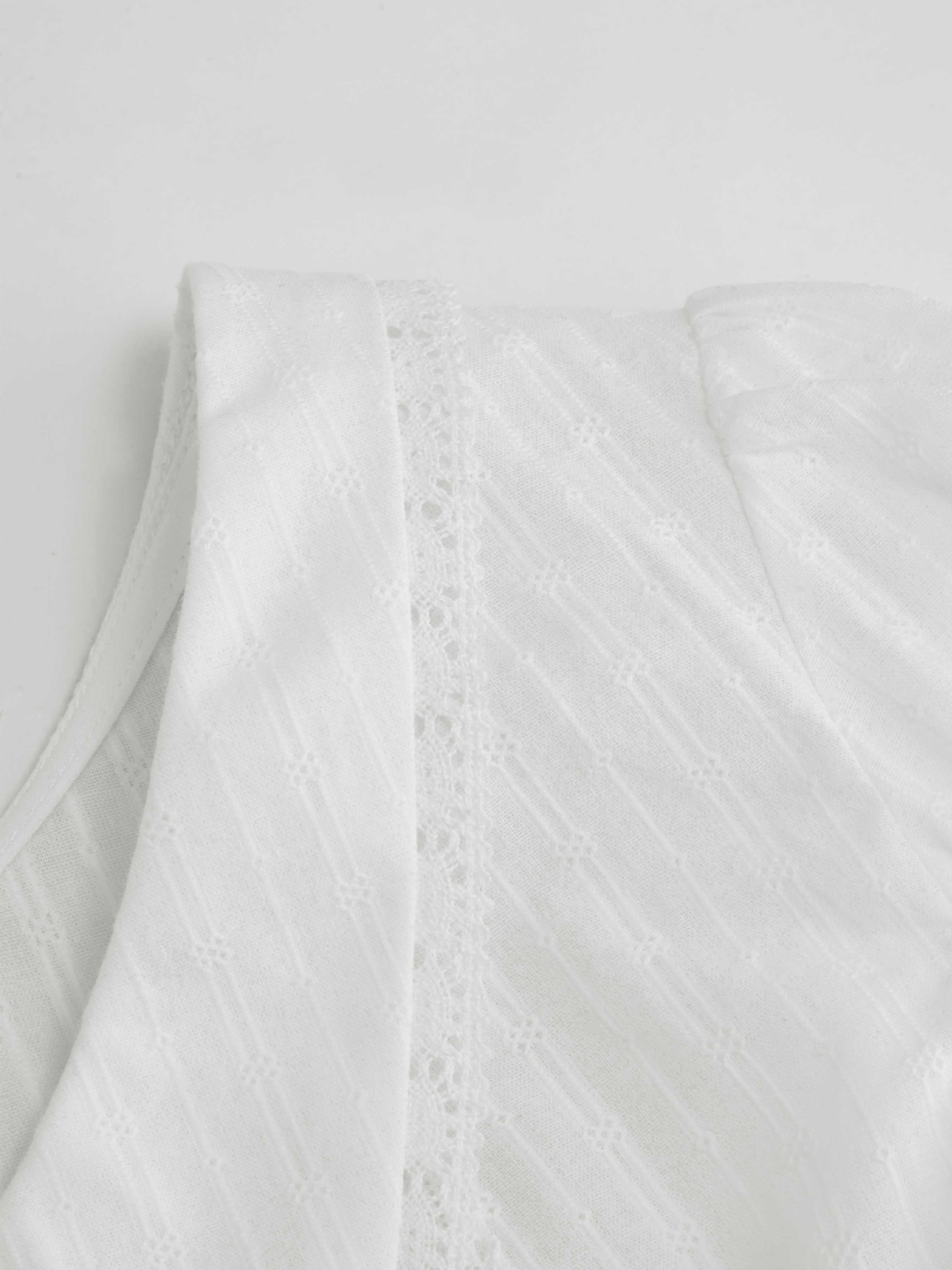 11448-broderie-anglaise-100-cotton-short-sleeve-blouse-1.webp