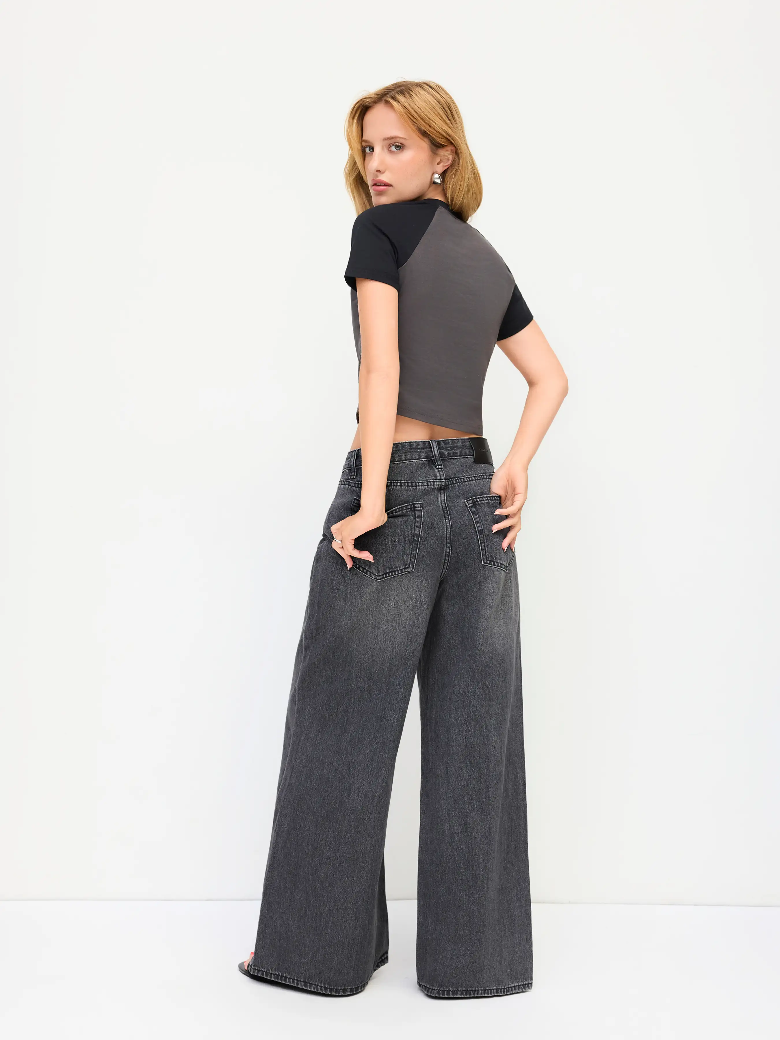 1158-low-rise-baggy-1.webp