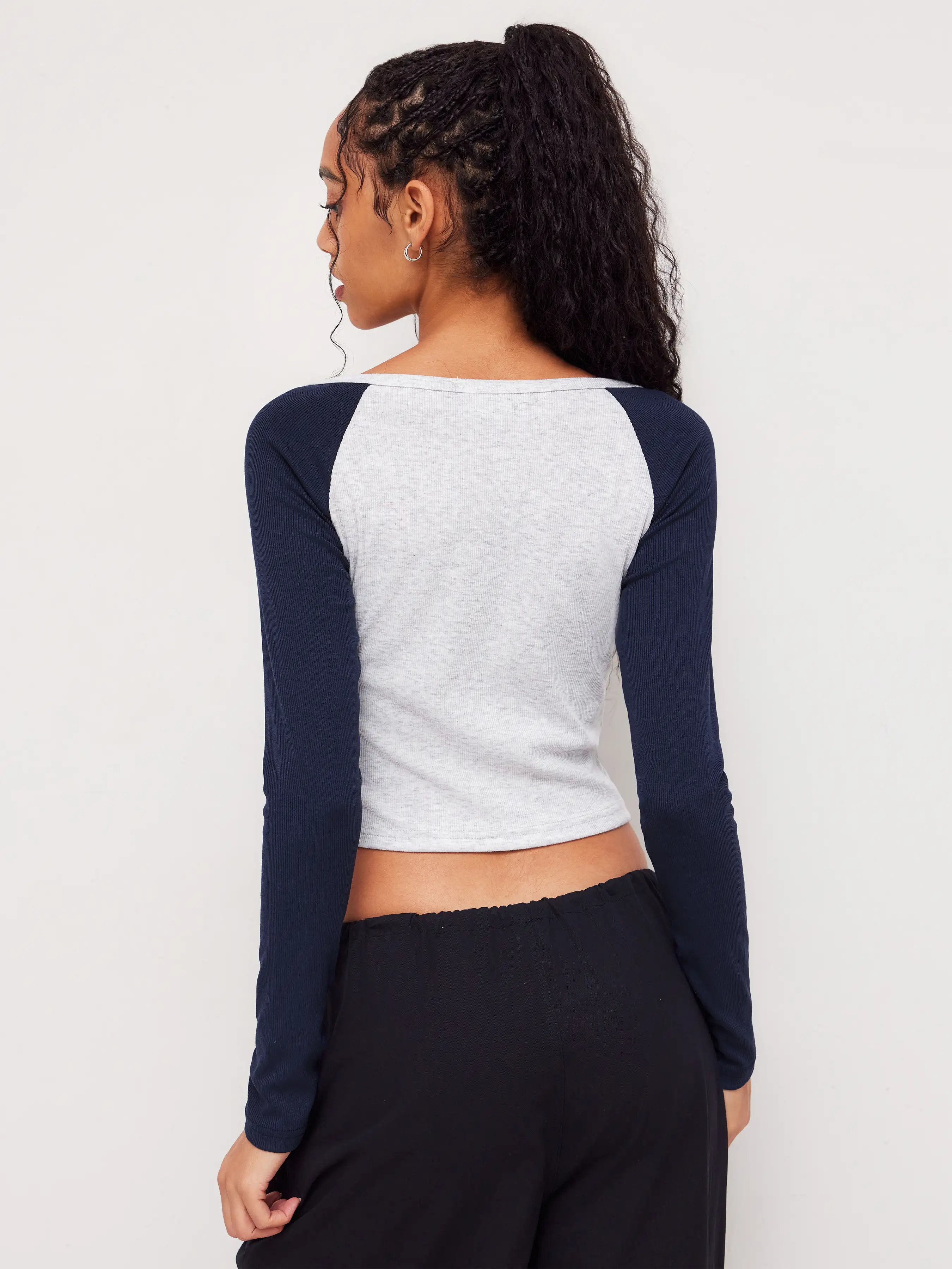 11646-v-neck-solid-button-raglan-sleeve-jersey-top-1.webp