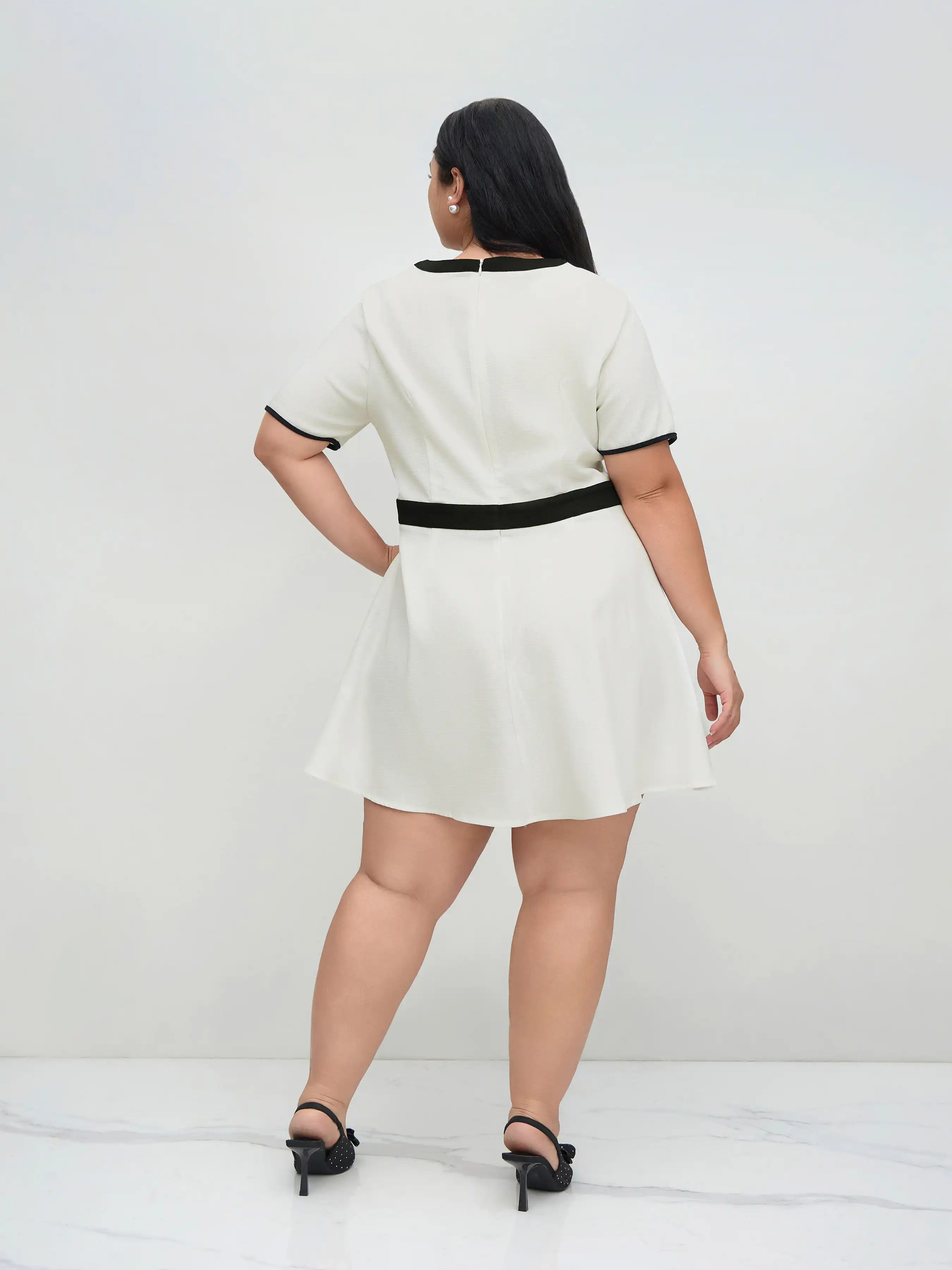 12224-contrasting-binding-pearl-button-mini-dress-curve-plus-1.webp