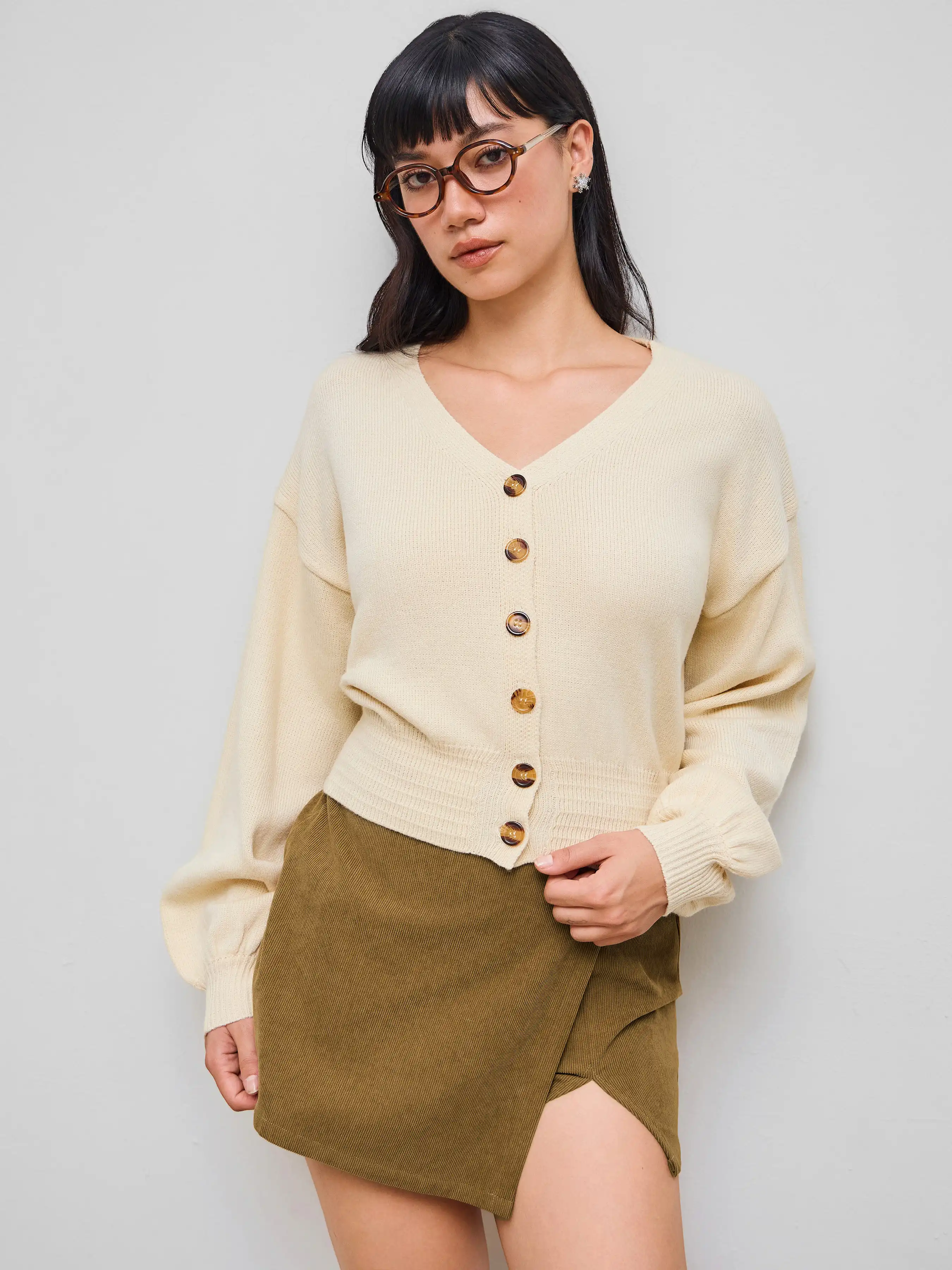 12394-knit-v-neck-shirred-cardigan-1.webp