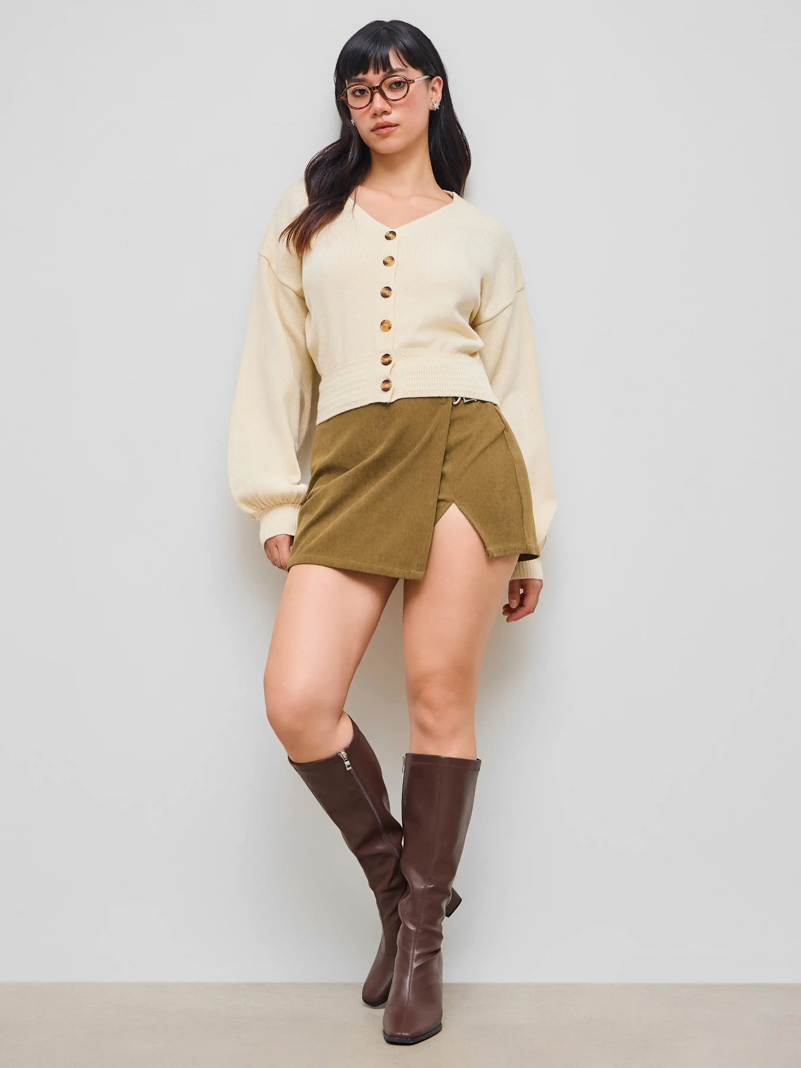 12394-knit-v-neck-shirred-cardigan-1.webp