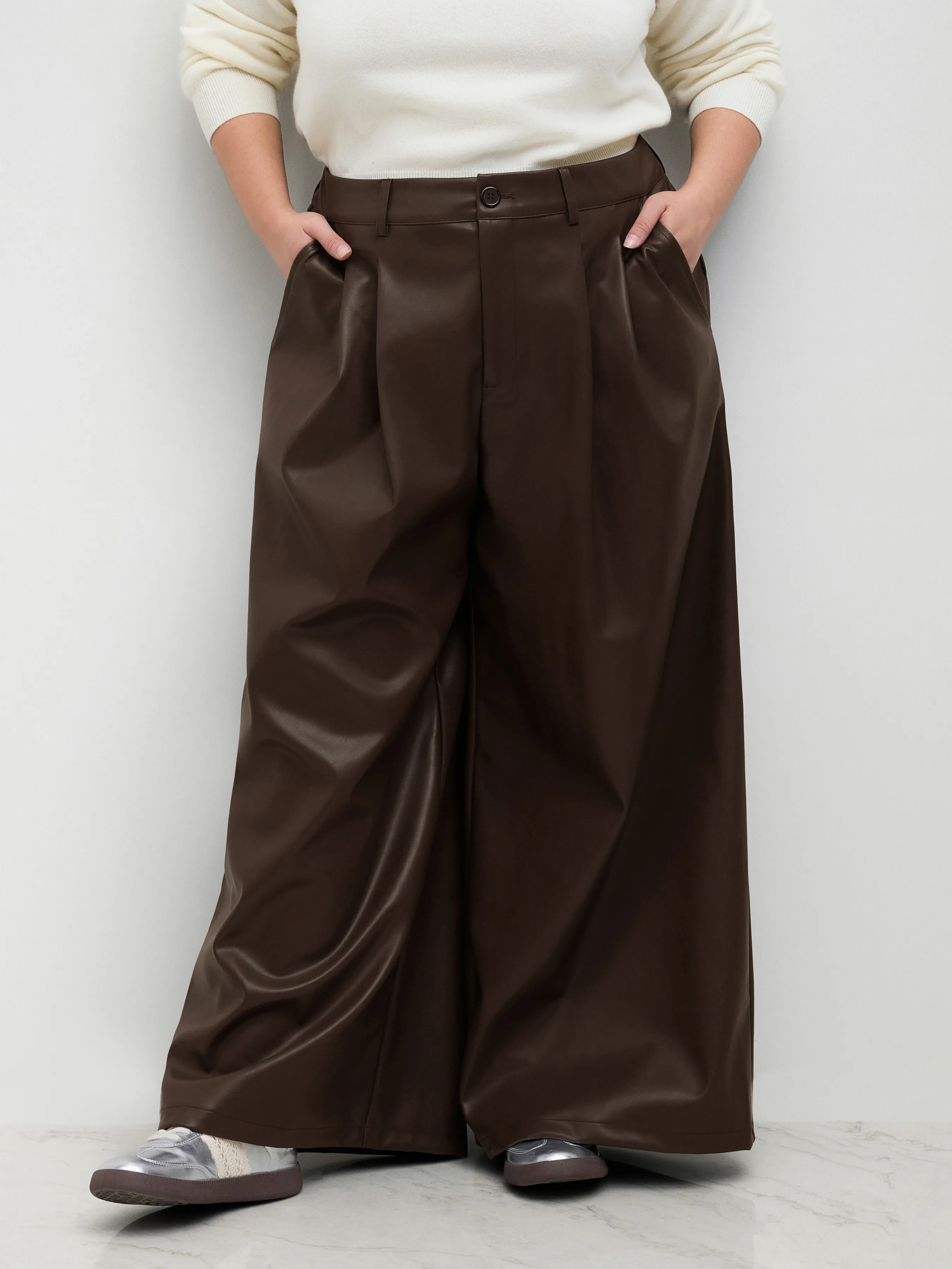 Faux Leather Mid Rise Pocket Wide Leg Trousers Curve & Plus
