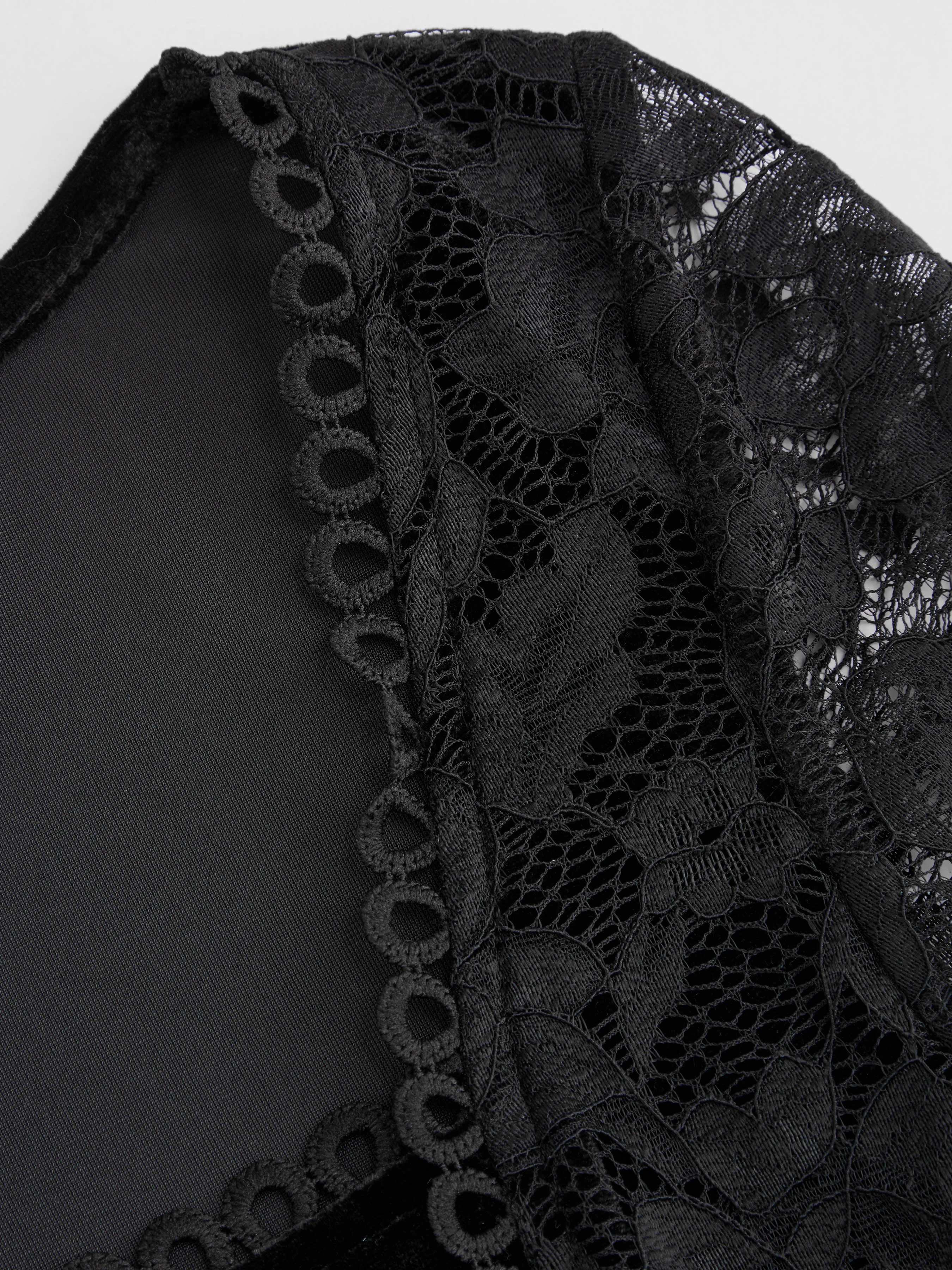 Square Neck Lace Long Sleeve Blouse