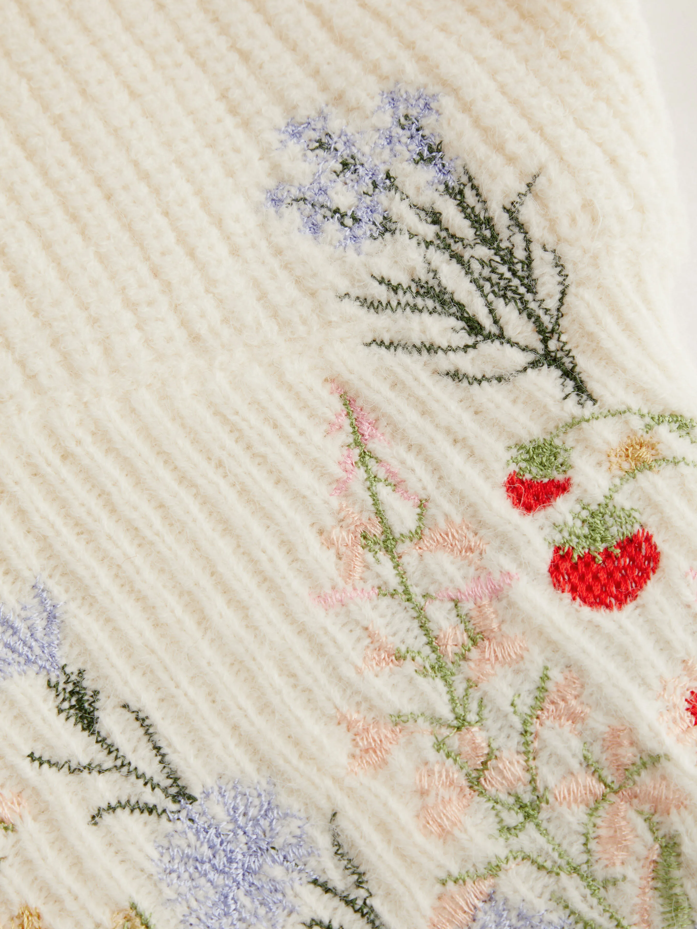 Knit High Neck Floral Embroidery Crop Top
