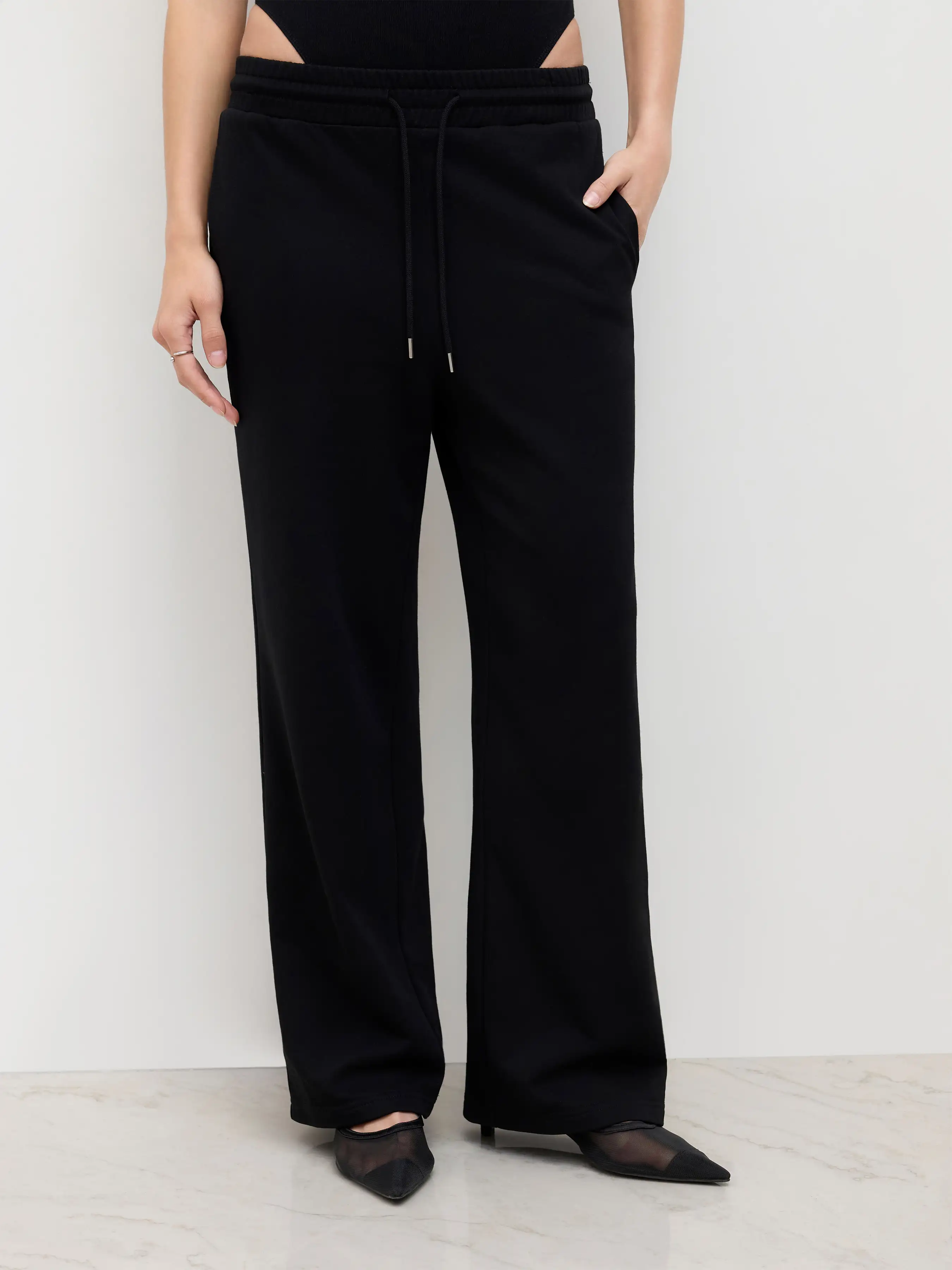 12788-cdr-cotton-blend-mid-rise-drawstring-straight-leg-trousers-1.webp