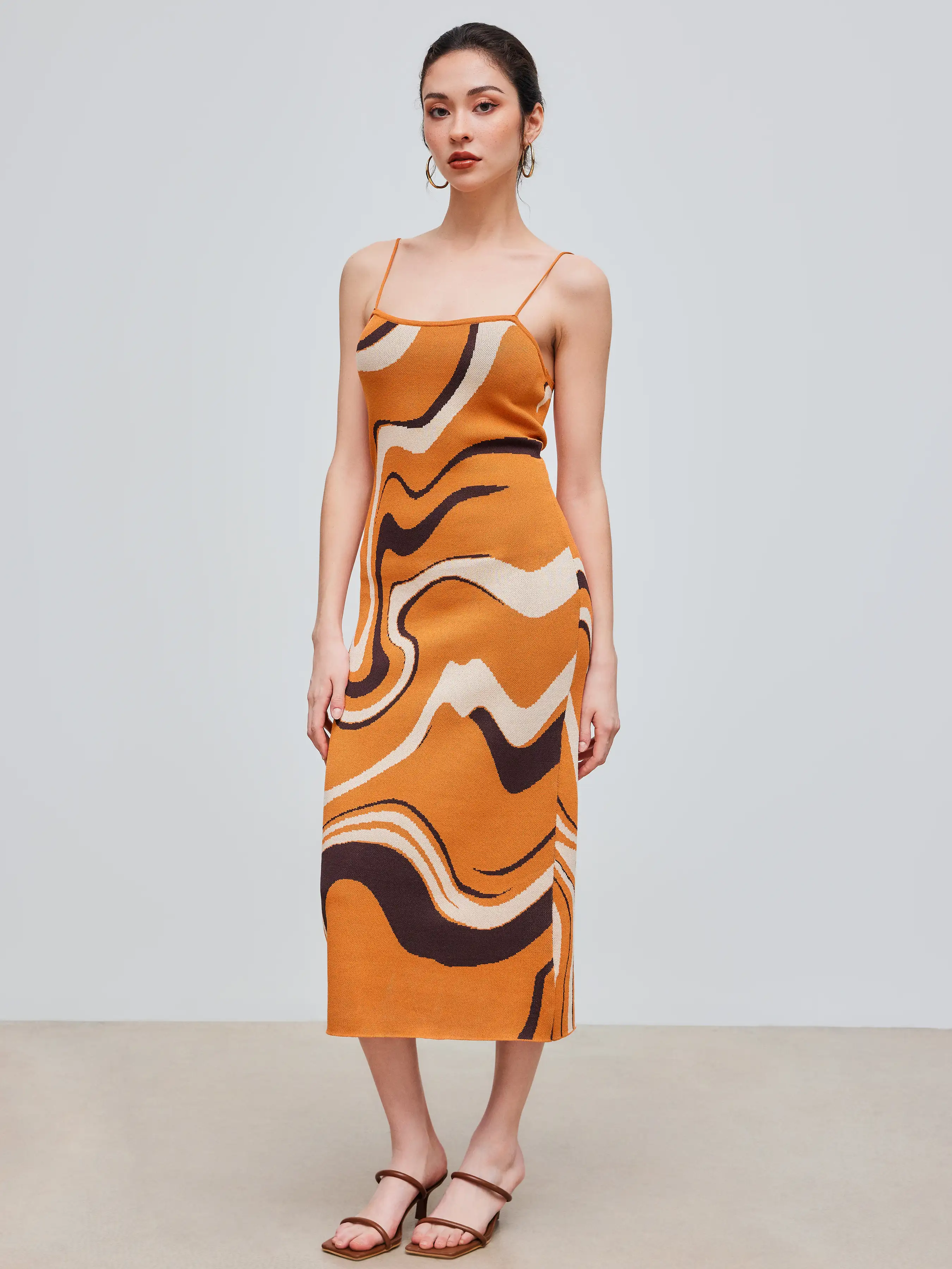 Knit Scoop Neckline Abstract Wave Striped Midi Dress