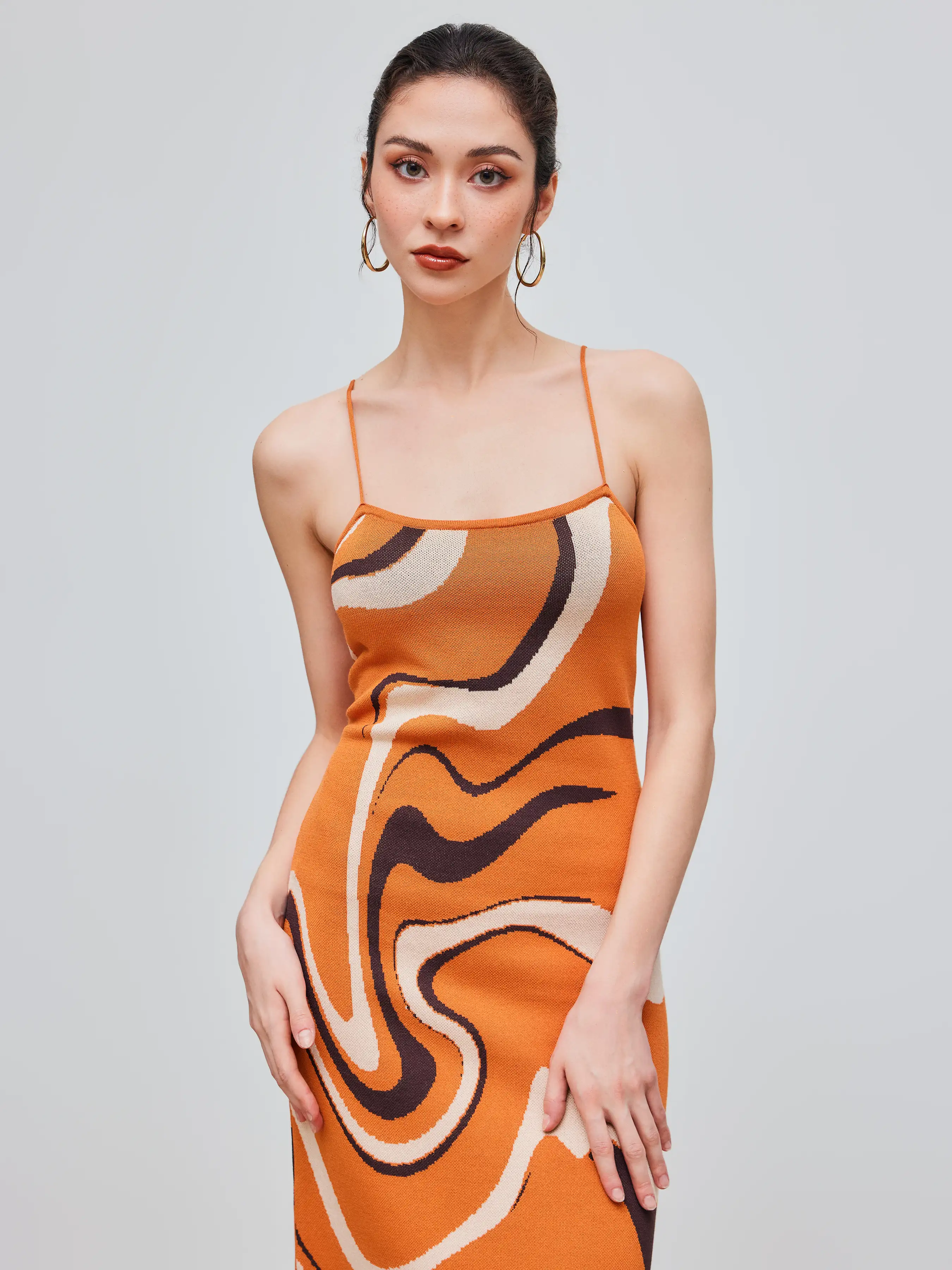 14155-knit-scoop-neckline-abstract-wave-striped-midi-dress-1.webp