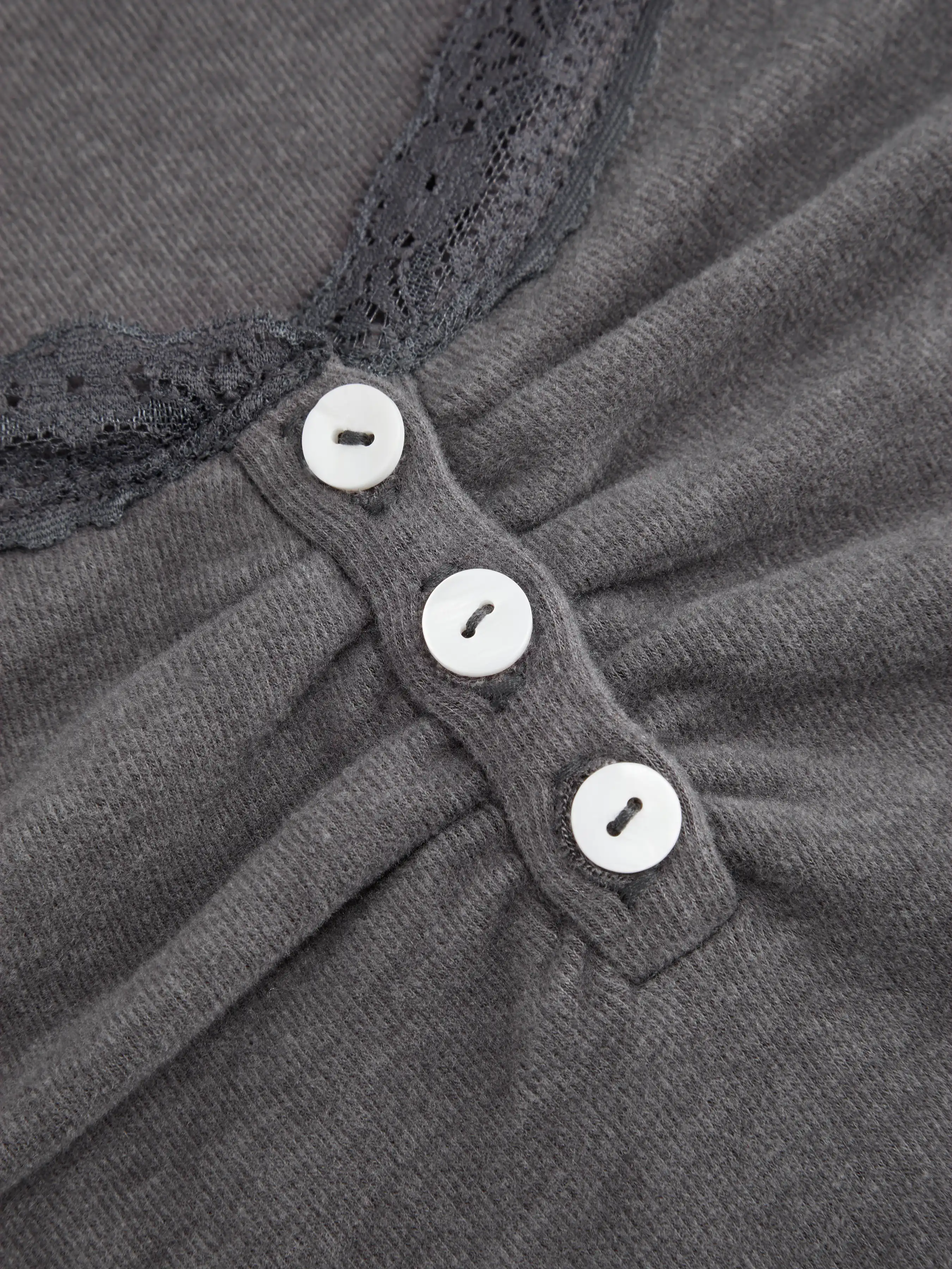 Thermal Cotton-blend V-neck Long Sleeve Lace Trim Ruched Tee