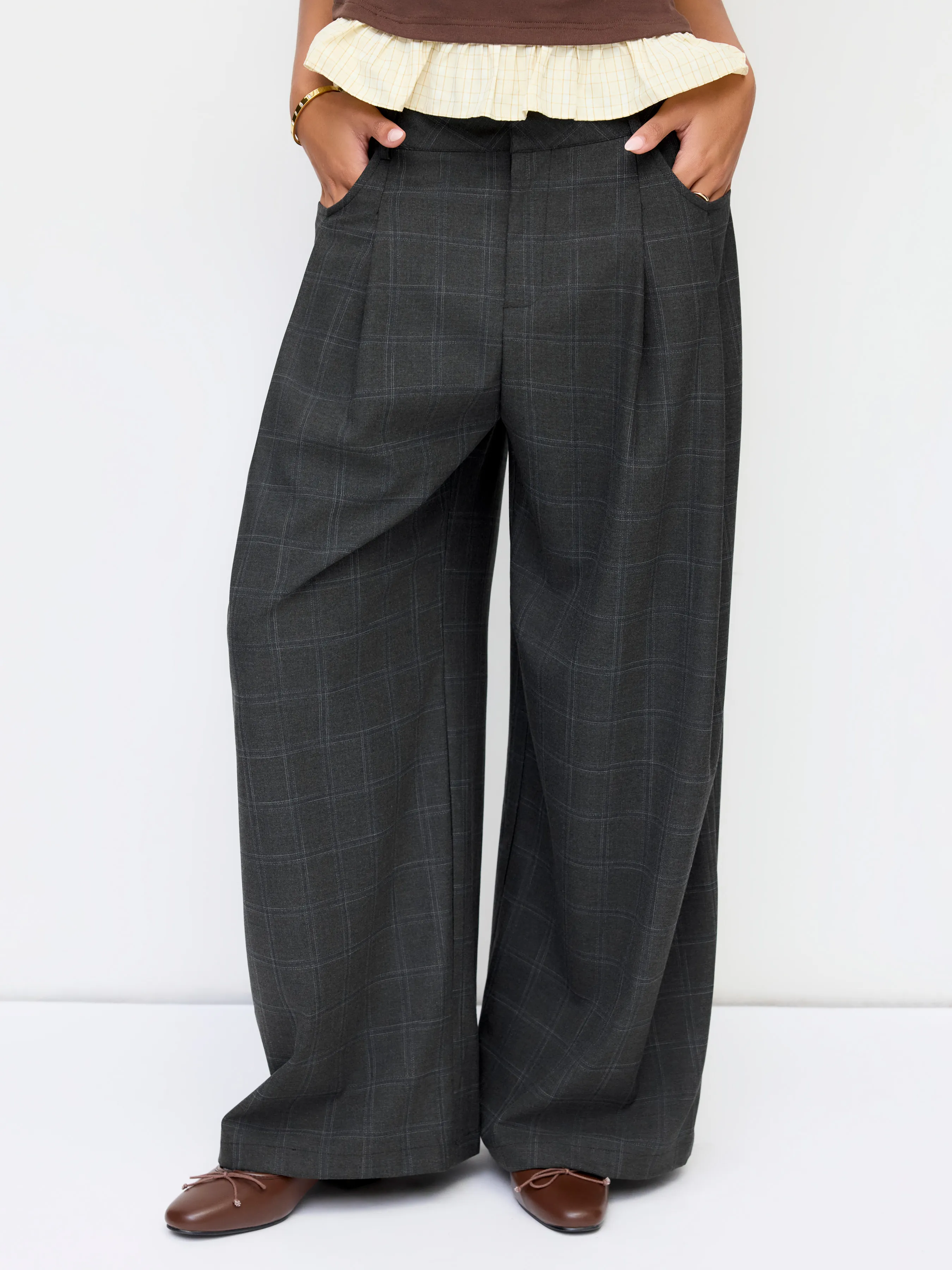 Plaid Low Rise Wide Leg Trousers