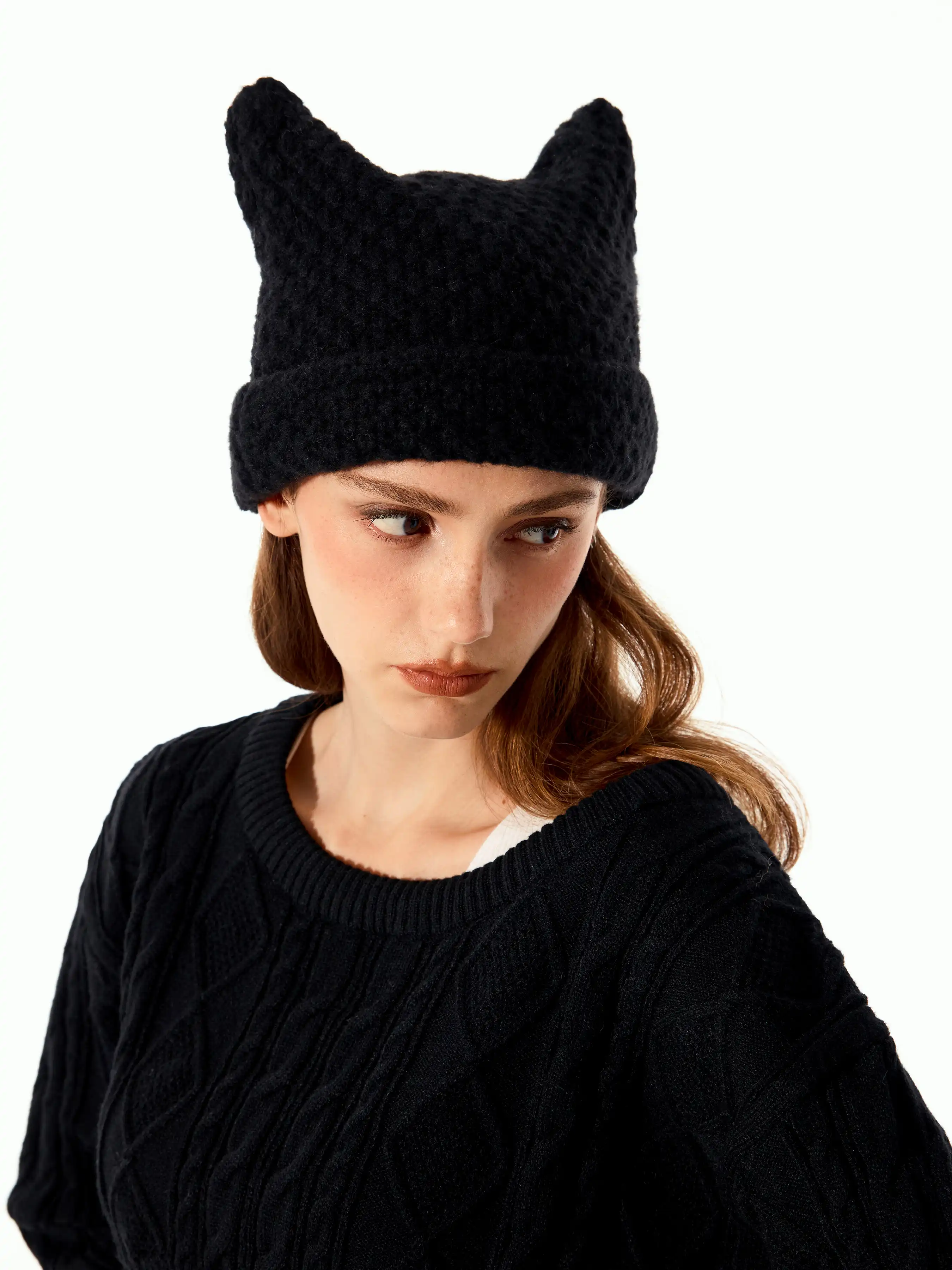CAT EAR KNITTED BEANIE