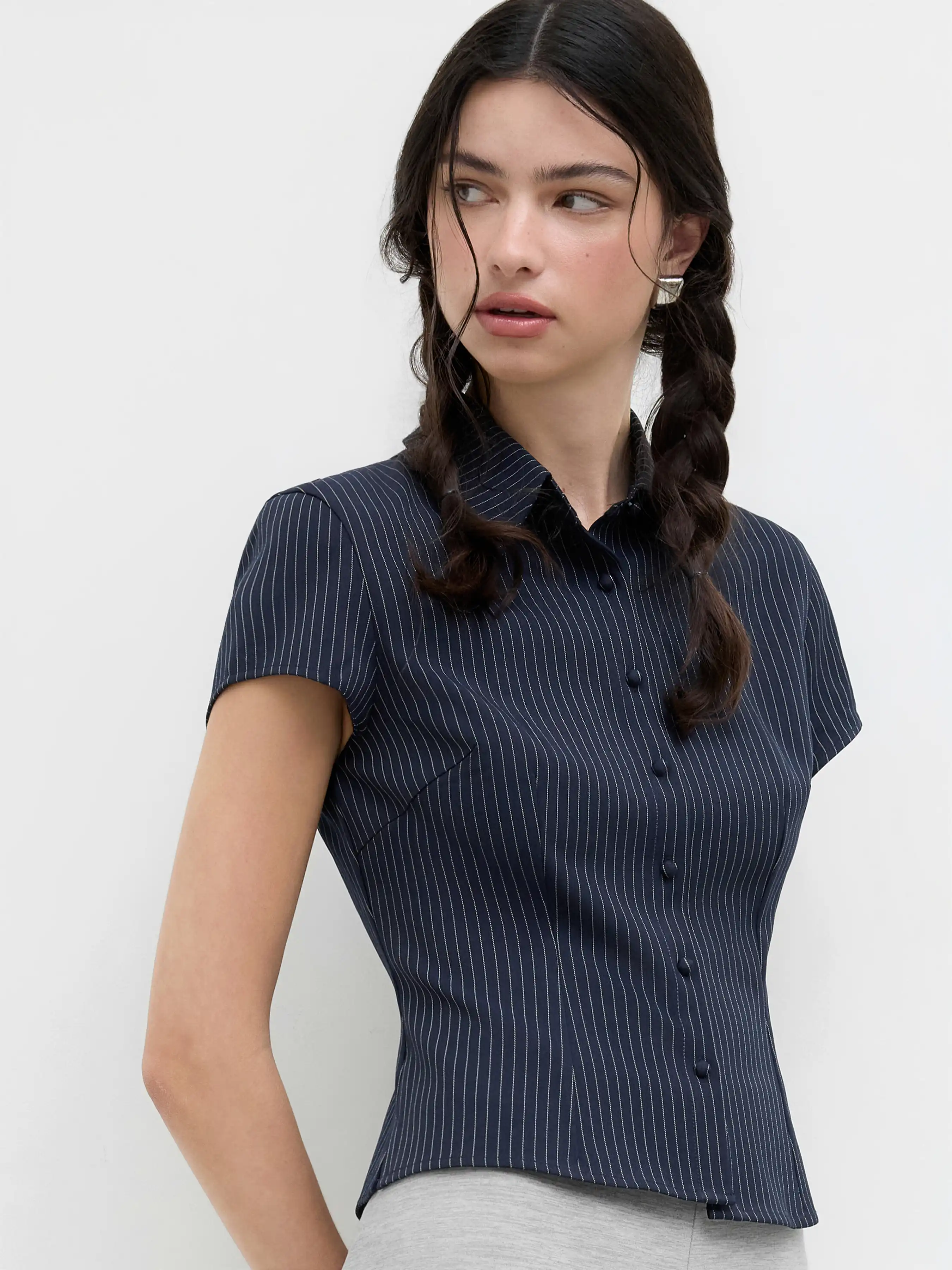 260-collar-stripe-short-sleeve-shirt-1.webp