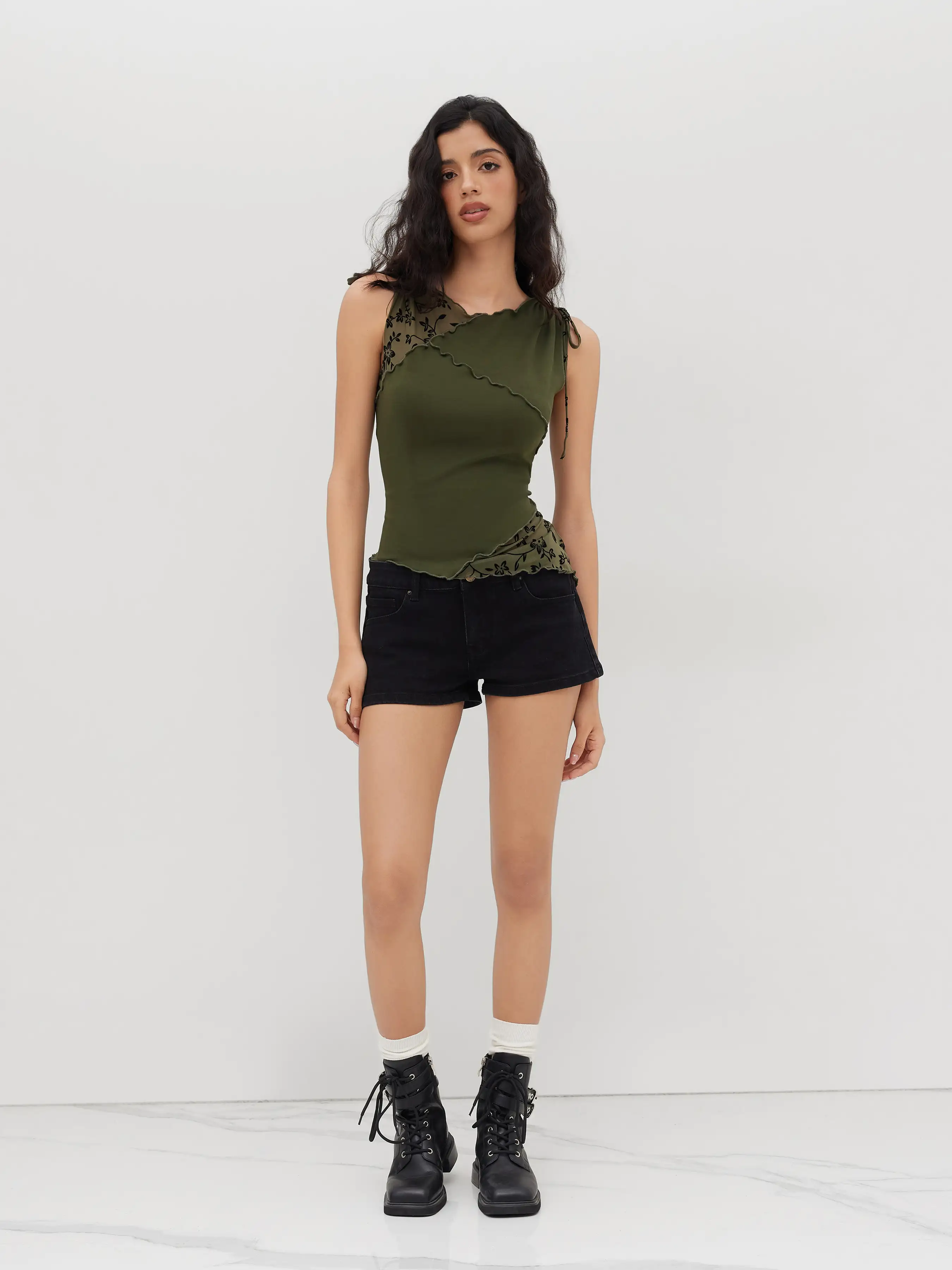 2609-boat-neck-floral-patched-tank-top-1.webp