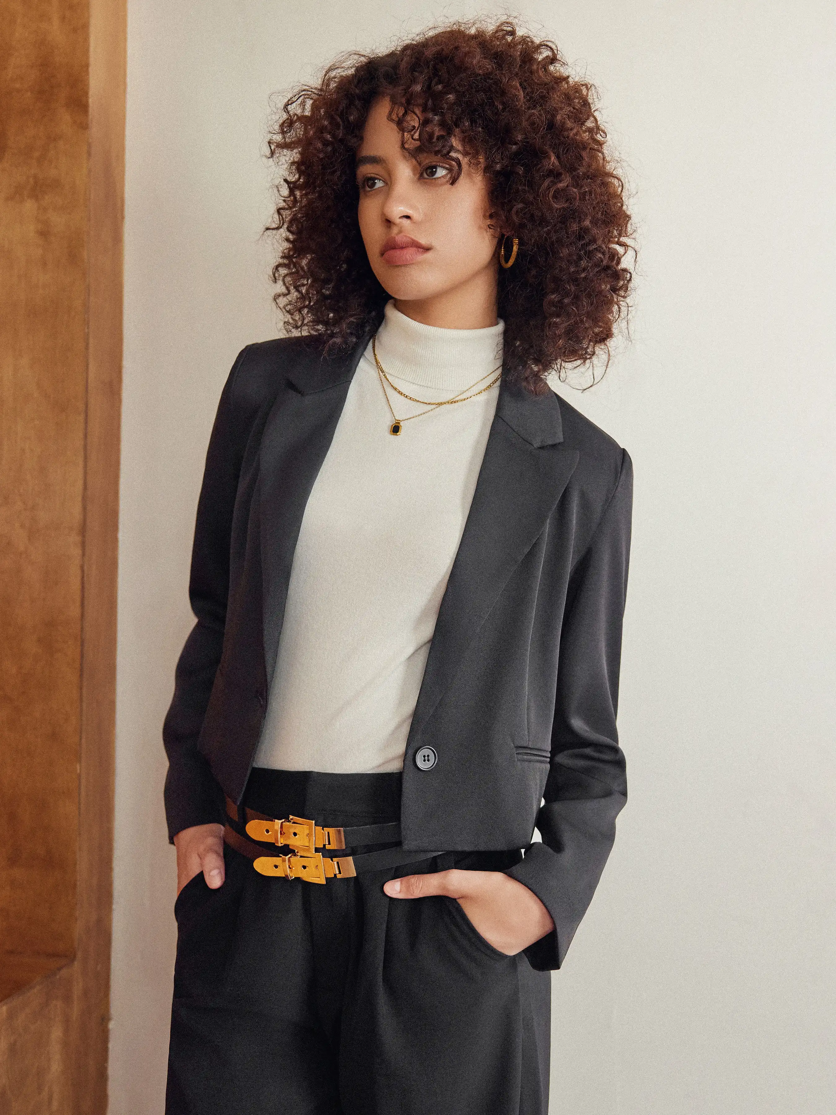 2870-cropped-tailored-blazer-1.webp