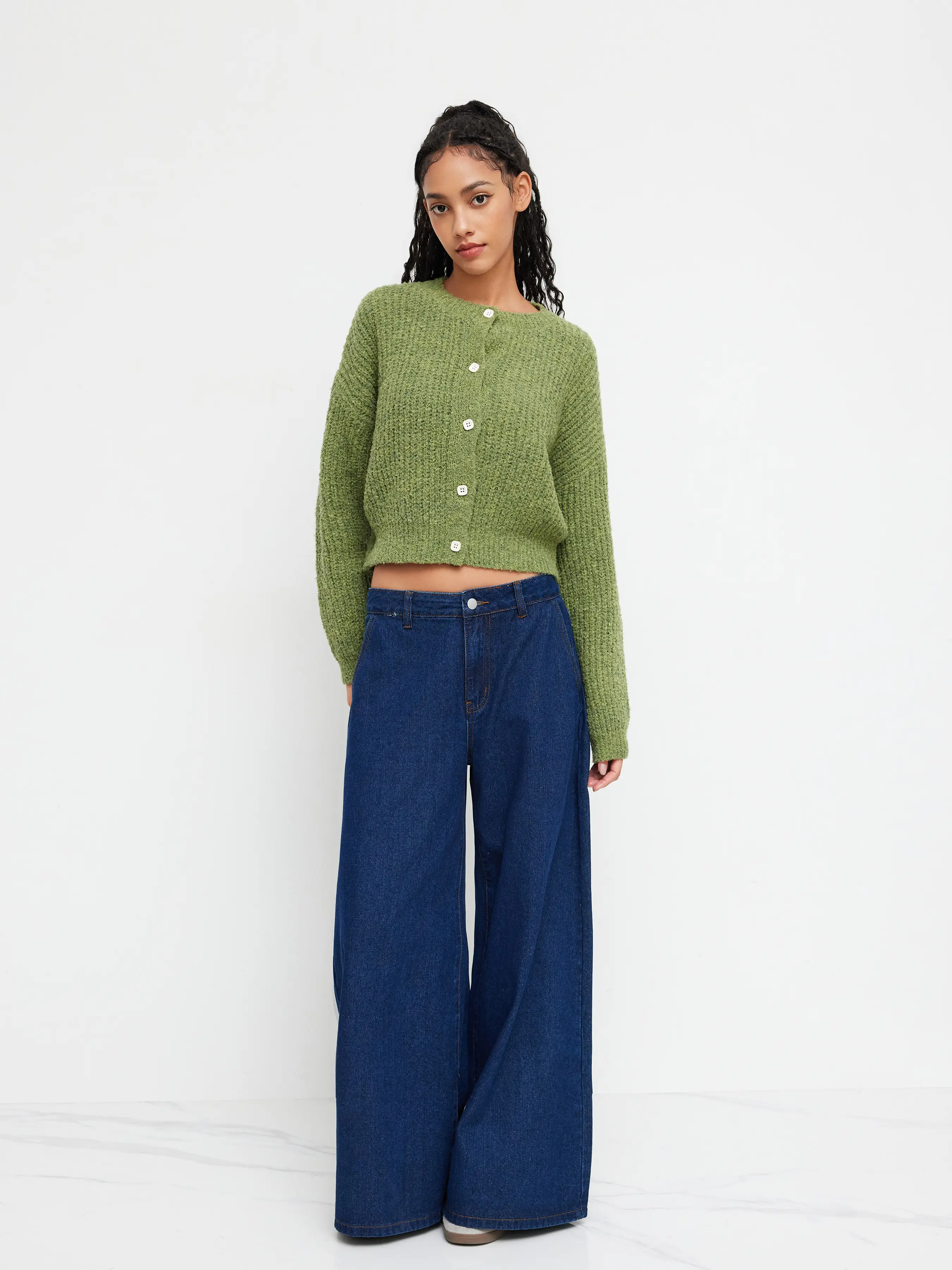 312-knit-round-neckline-button-cardigan-1.webp