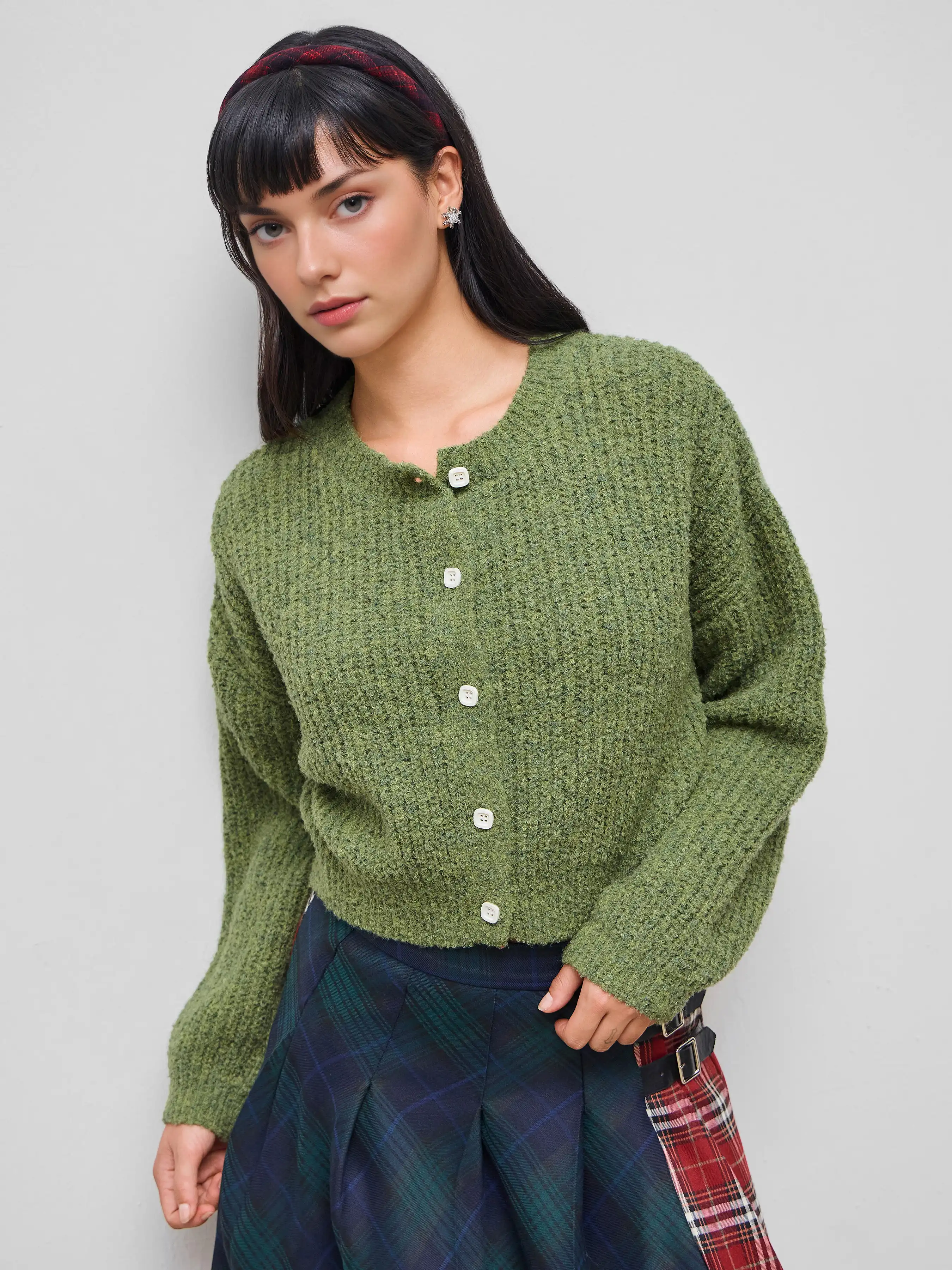 312-knit-round-neckline-button-cardigan-1.webp