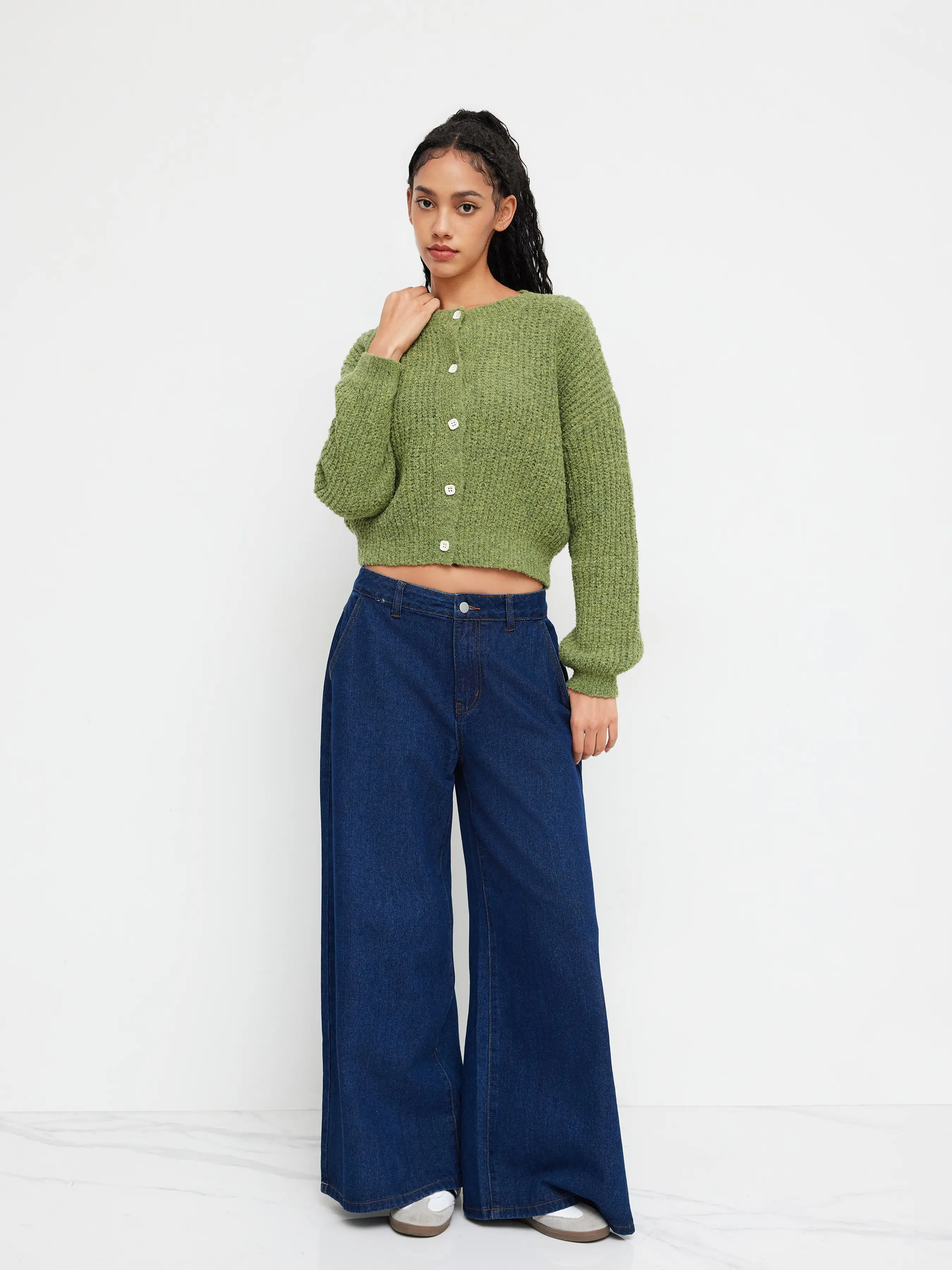 312-knit-round-neckline-button-cardigan-1.webp