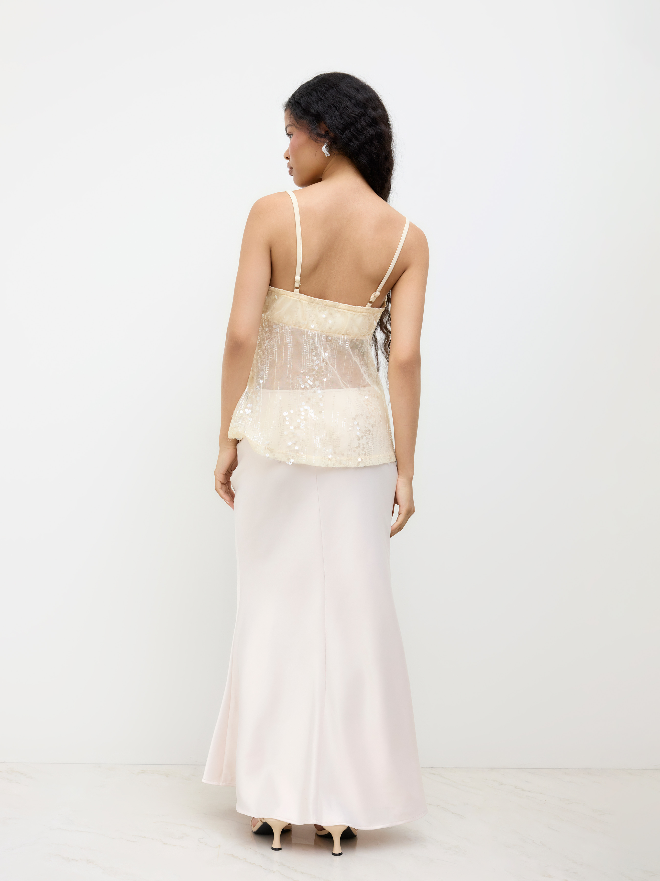 3229-sequins-sweetheart-knotted-cami-top-1.webp