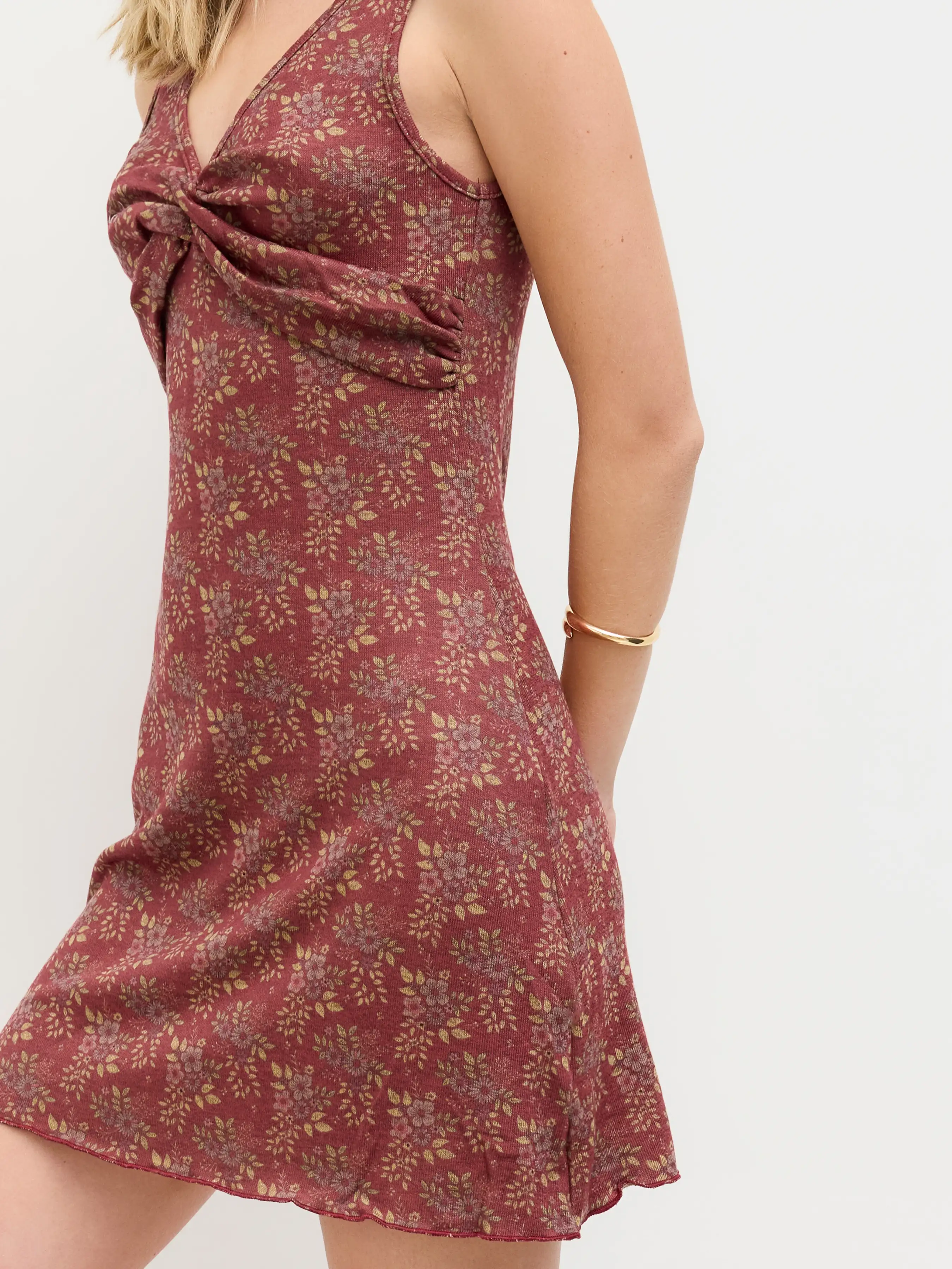3294-knit-v-neck-floral-twist-mini-dress-1.webp
