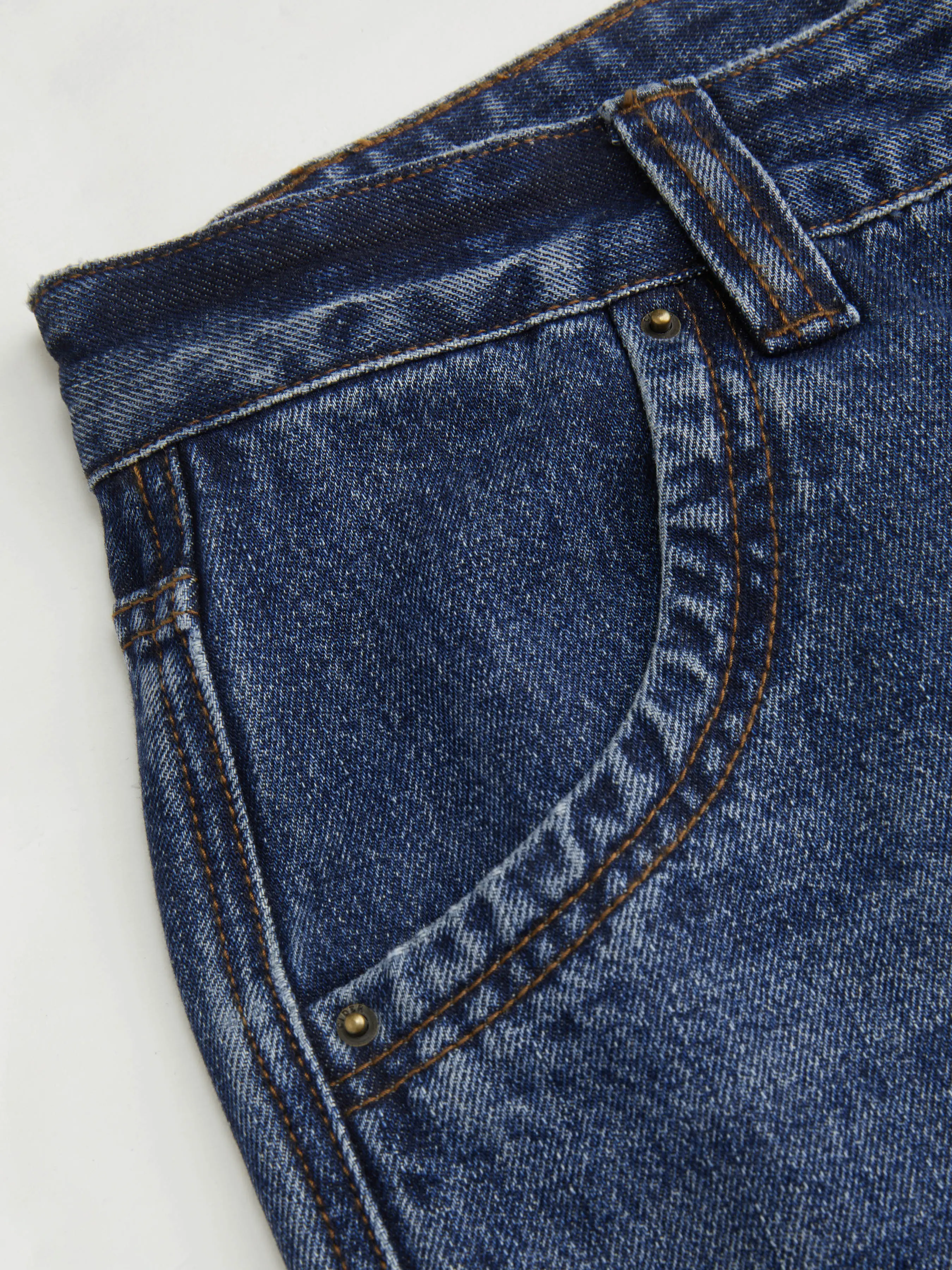 3320-petite-cider-denim-low-rise-flared-jeans-1.webp