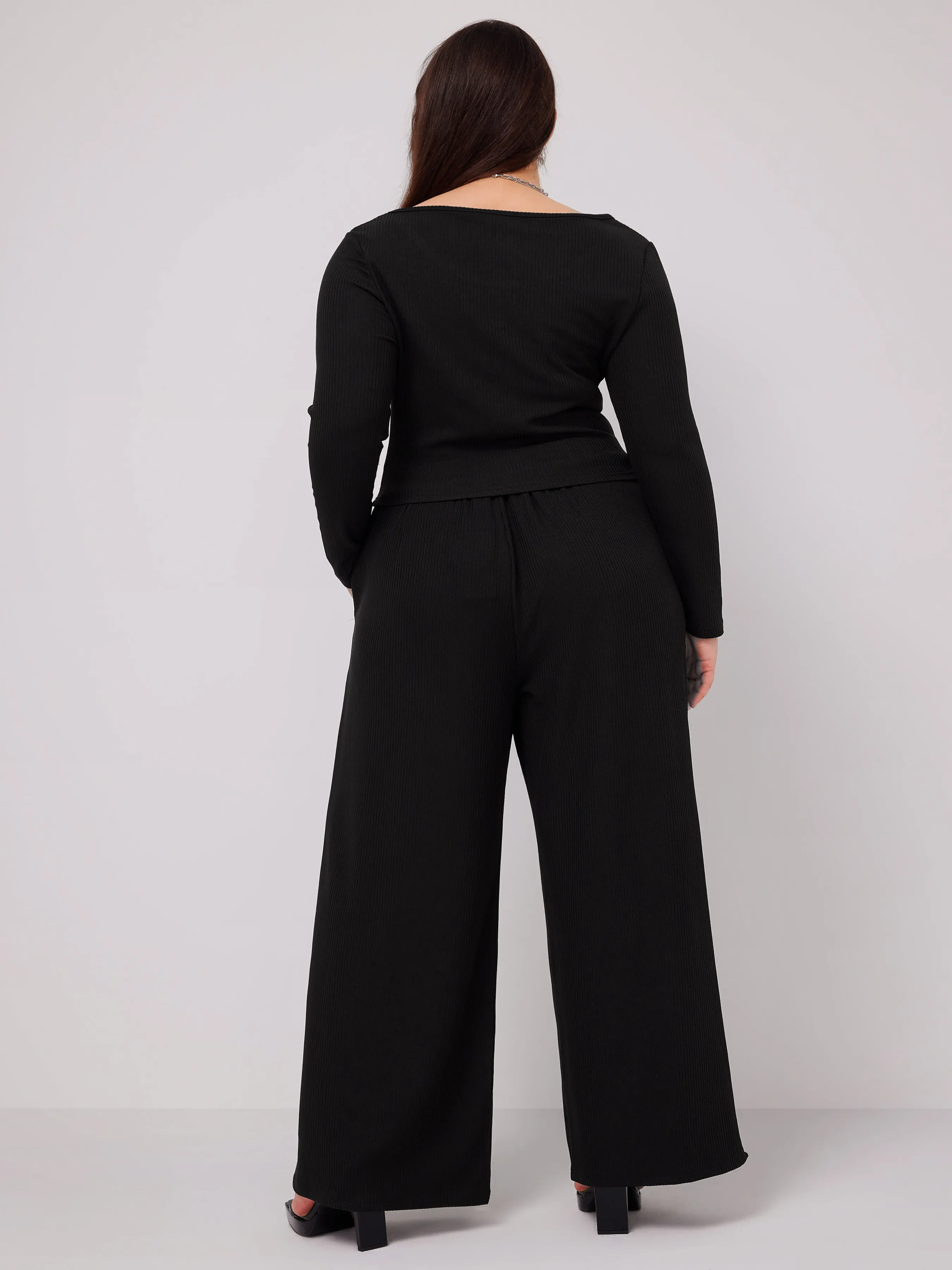 3372-pocket-knitted-crop-top-wide-leg-trousers-set-curve-plus-1.webp