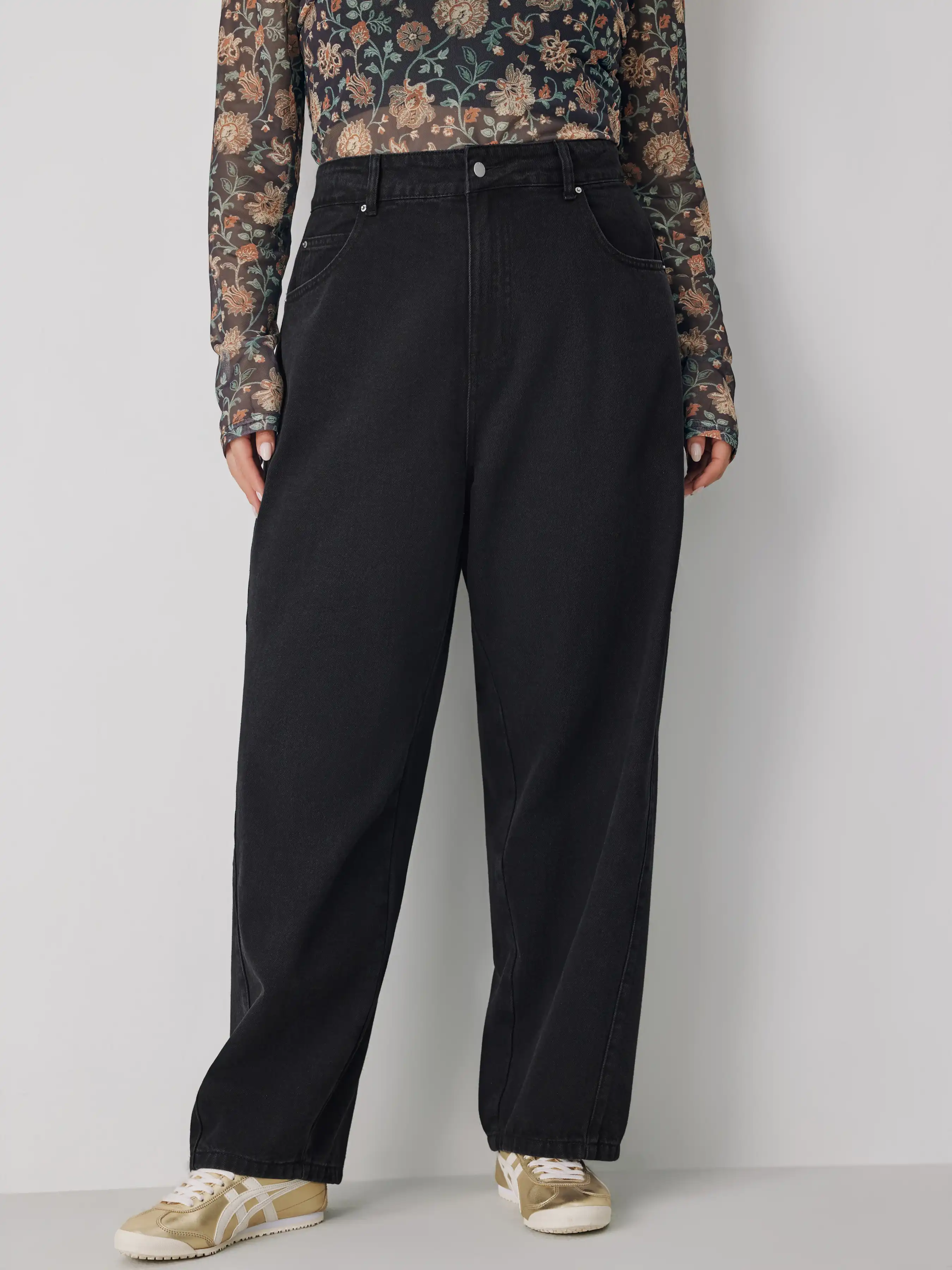 4003-denim-high-waist-pocket-tapered-trousers-curve-plus-1.webp