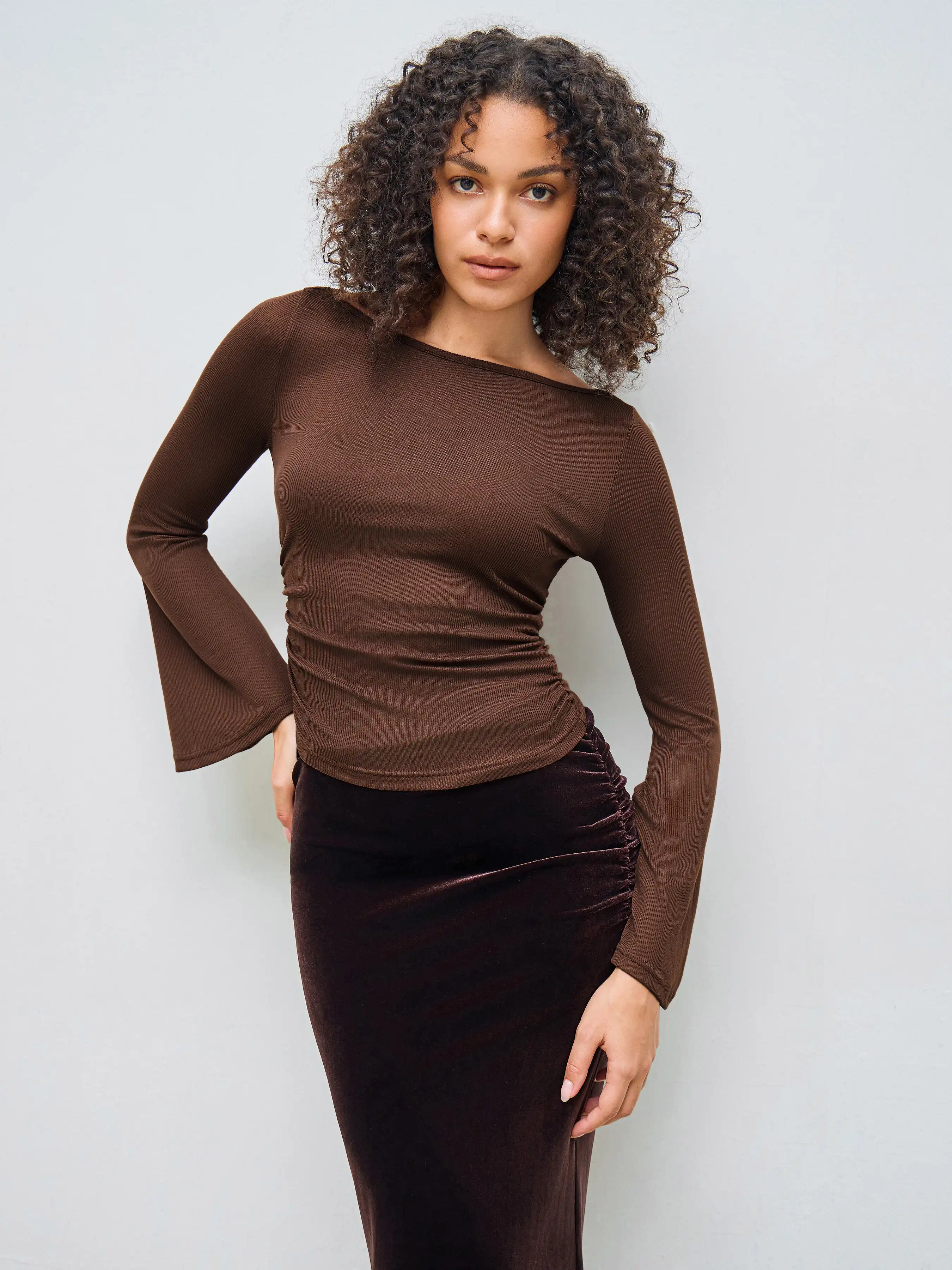 Boat Neck Solid Ruched Long Sleeve Tee