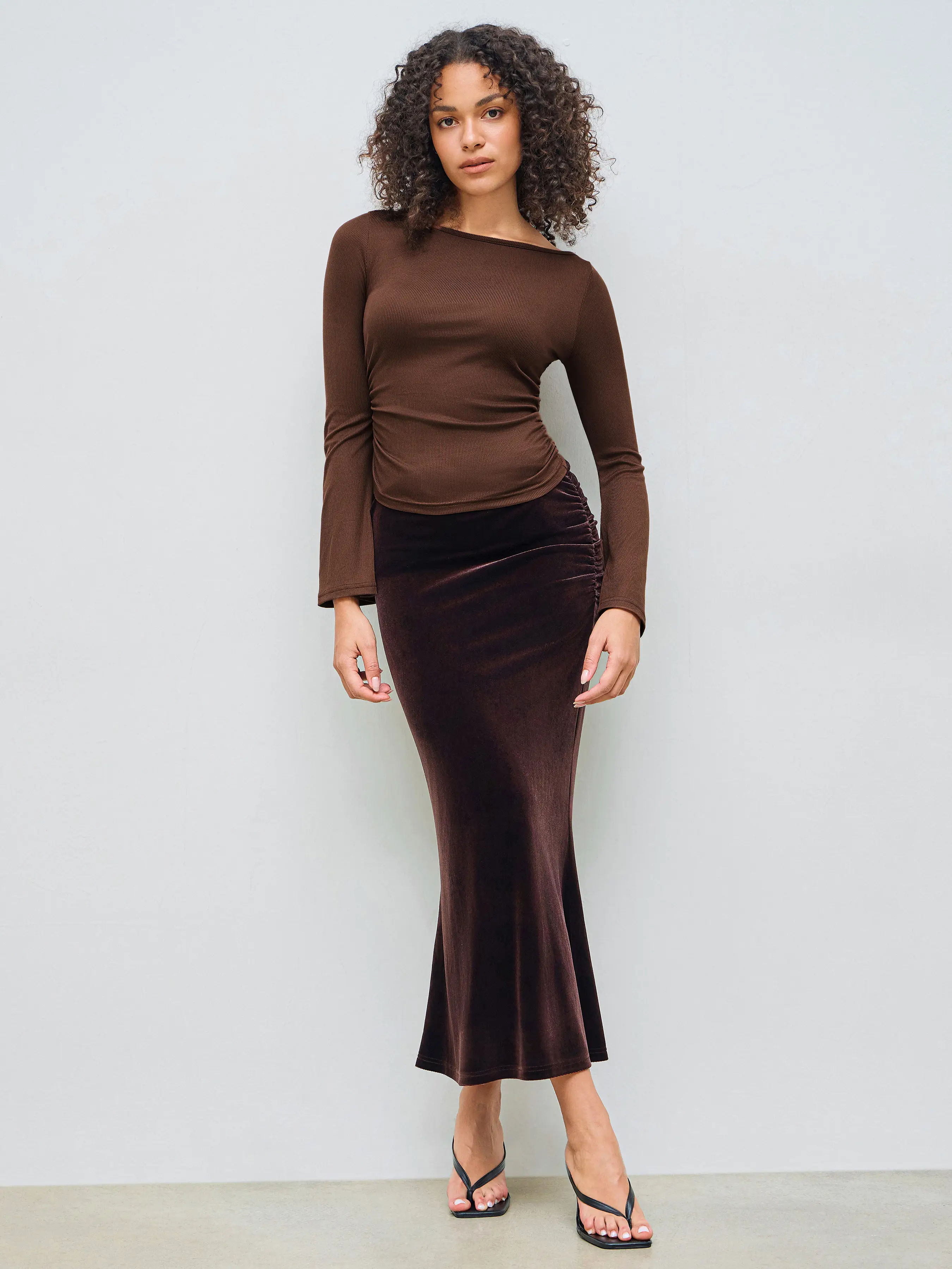 405-boat-neck-solid-ruched-long-sleeve-tee-1.webp