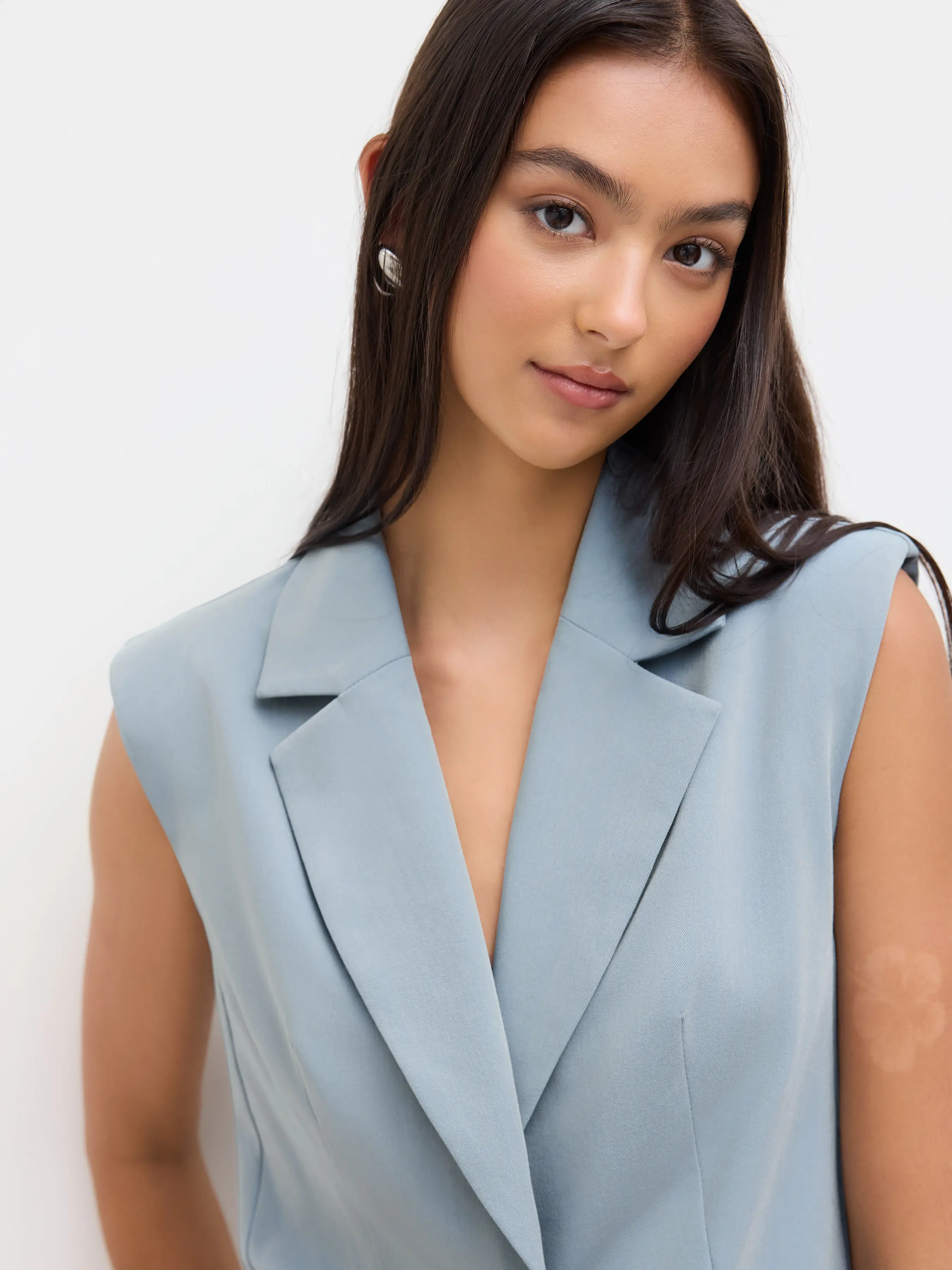 4204-notched-collar-v-neck-button-blazer-vest-1.webp