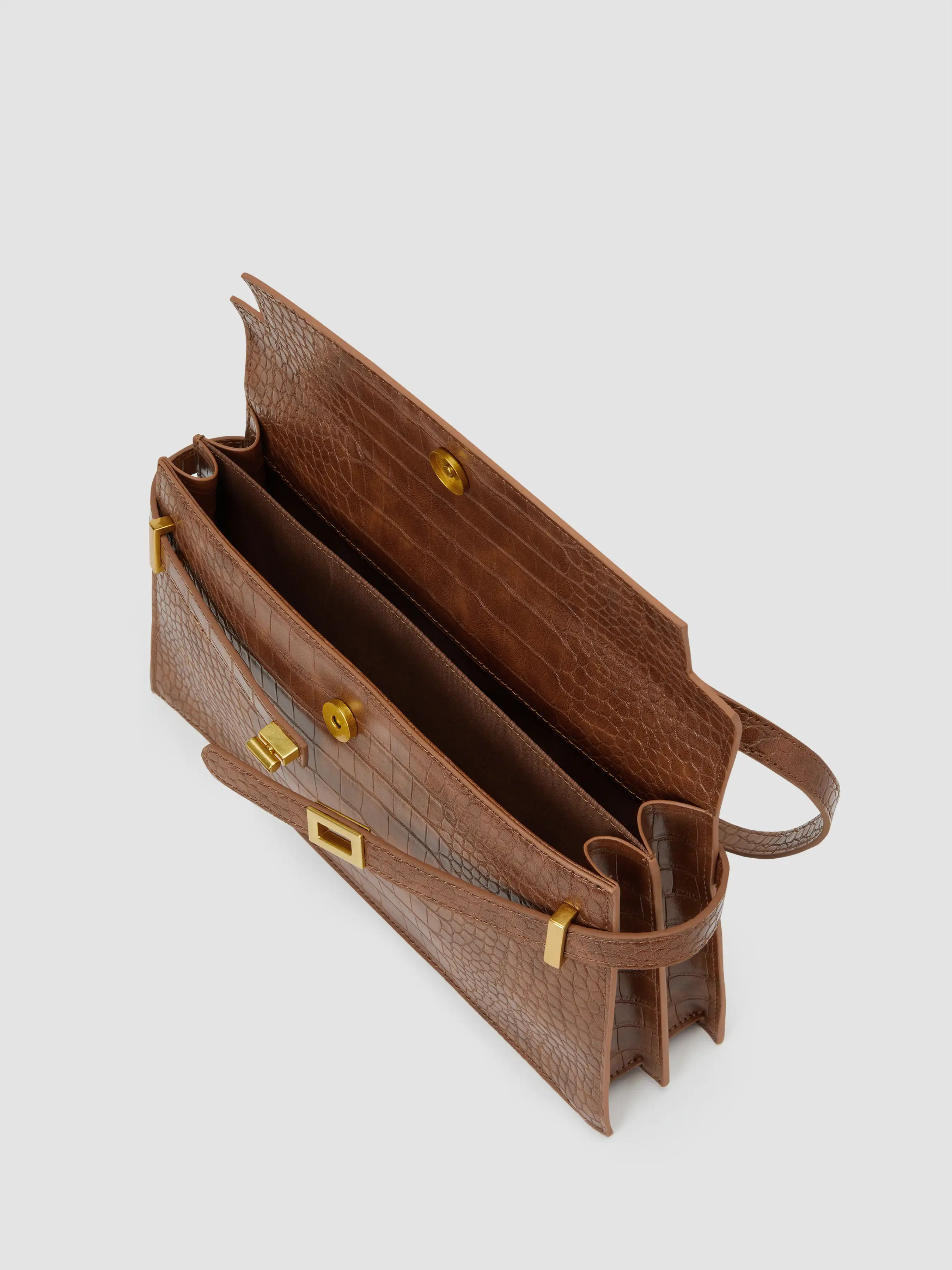 4310-crocodile-pattern-belted-rectangle-shoulder-bag-1.webp