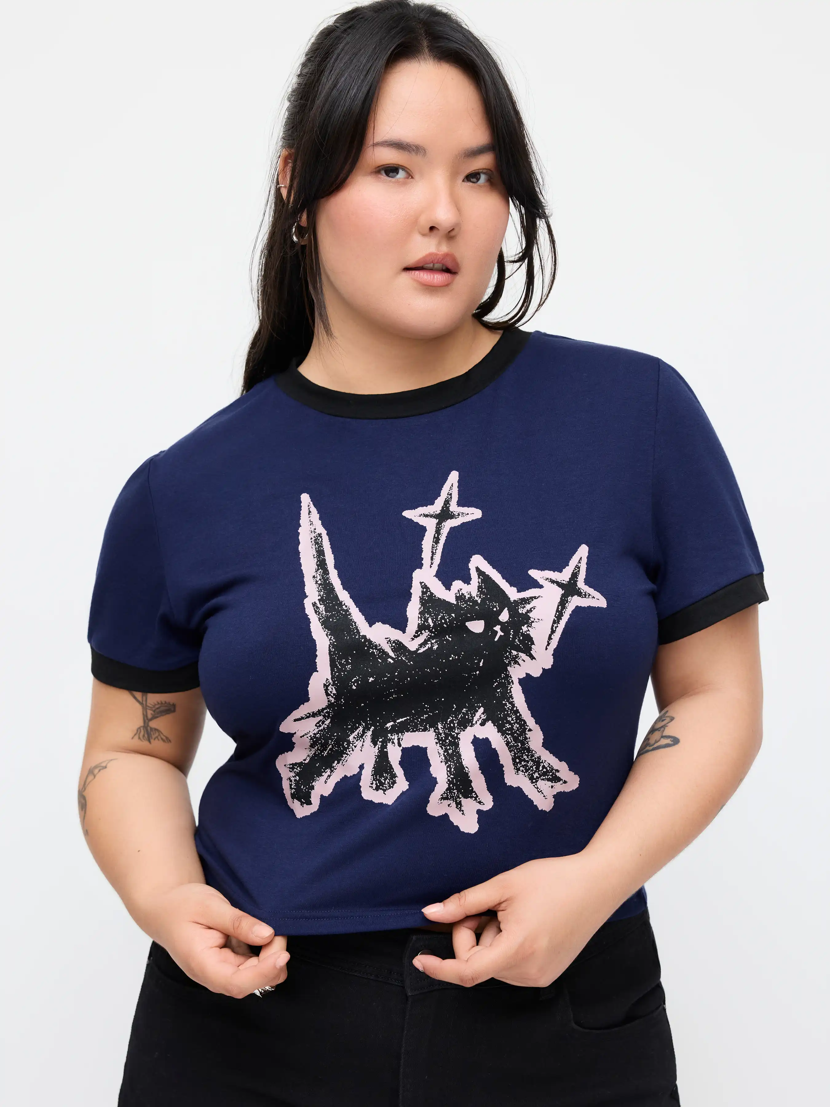Cat Graphic Round Neckline Short Sleeve Tee Curve & Plus