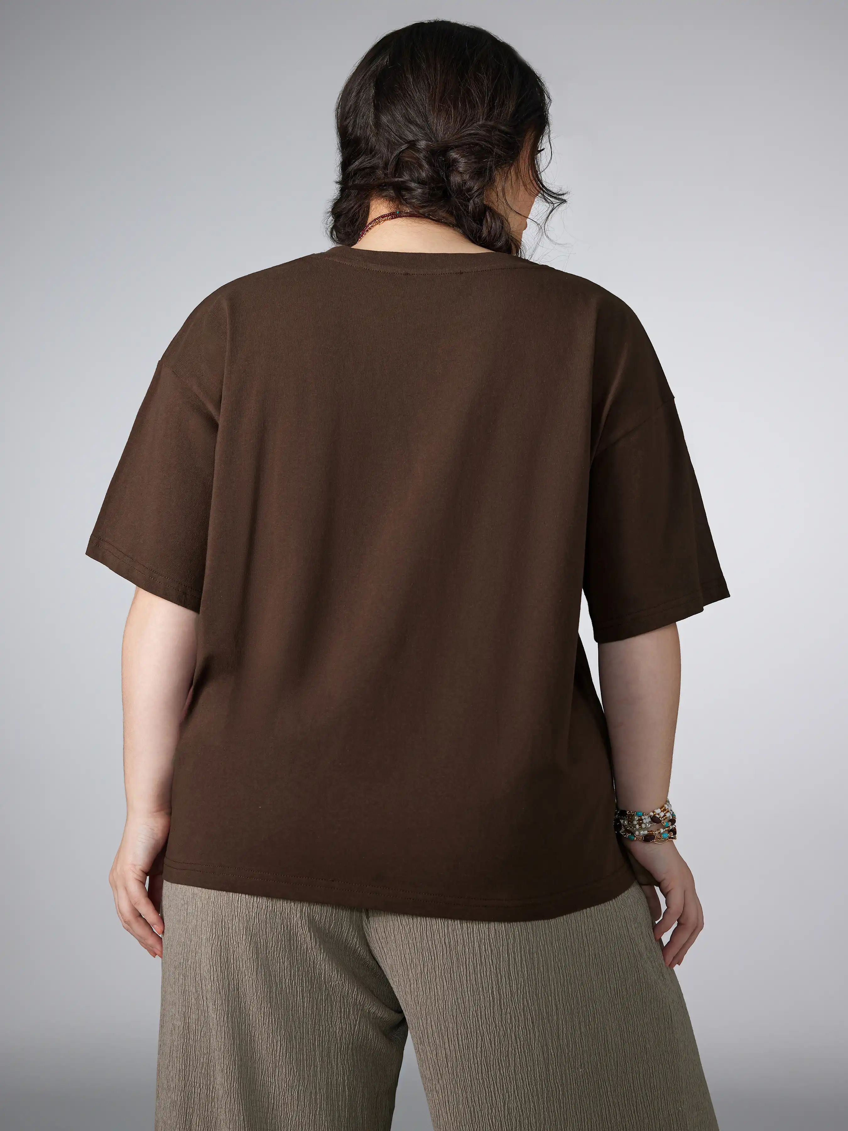 4574-jersey-round-neckline-mushroom-short-sleeve-top-curve-plus-1.webp