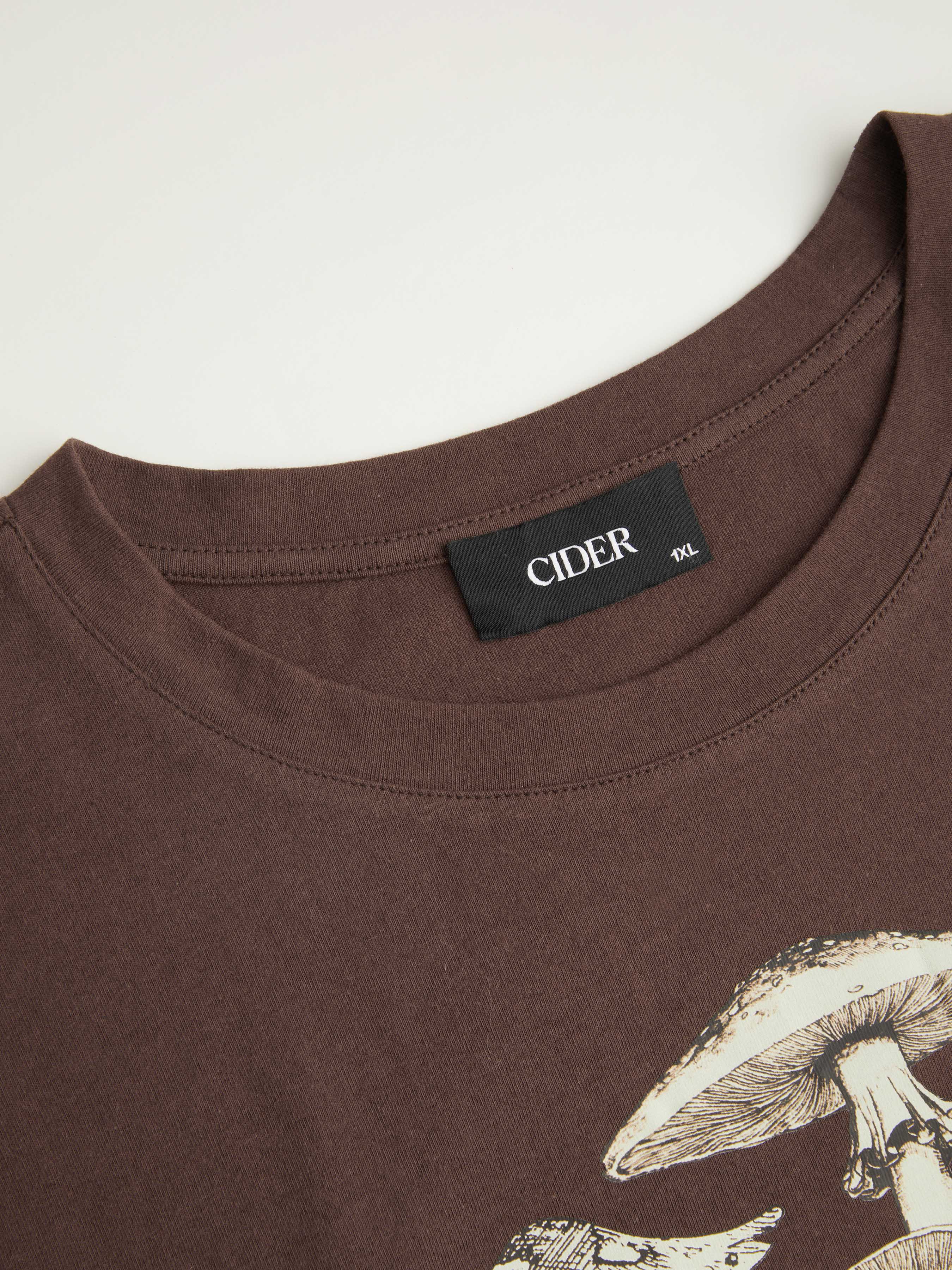 4574-jersey-round-neckline-mushroom-short-sleeve-top-curve-plus-1.webp