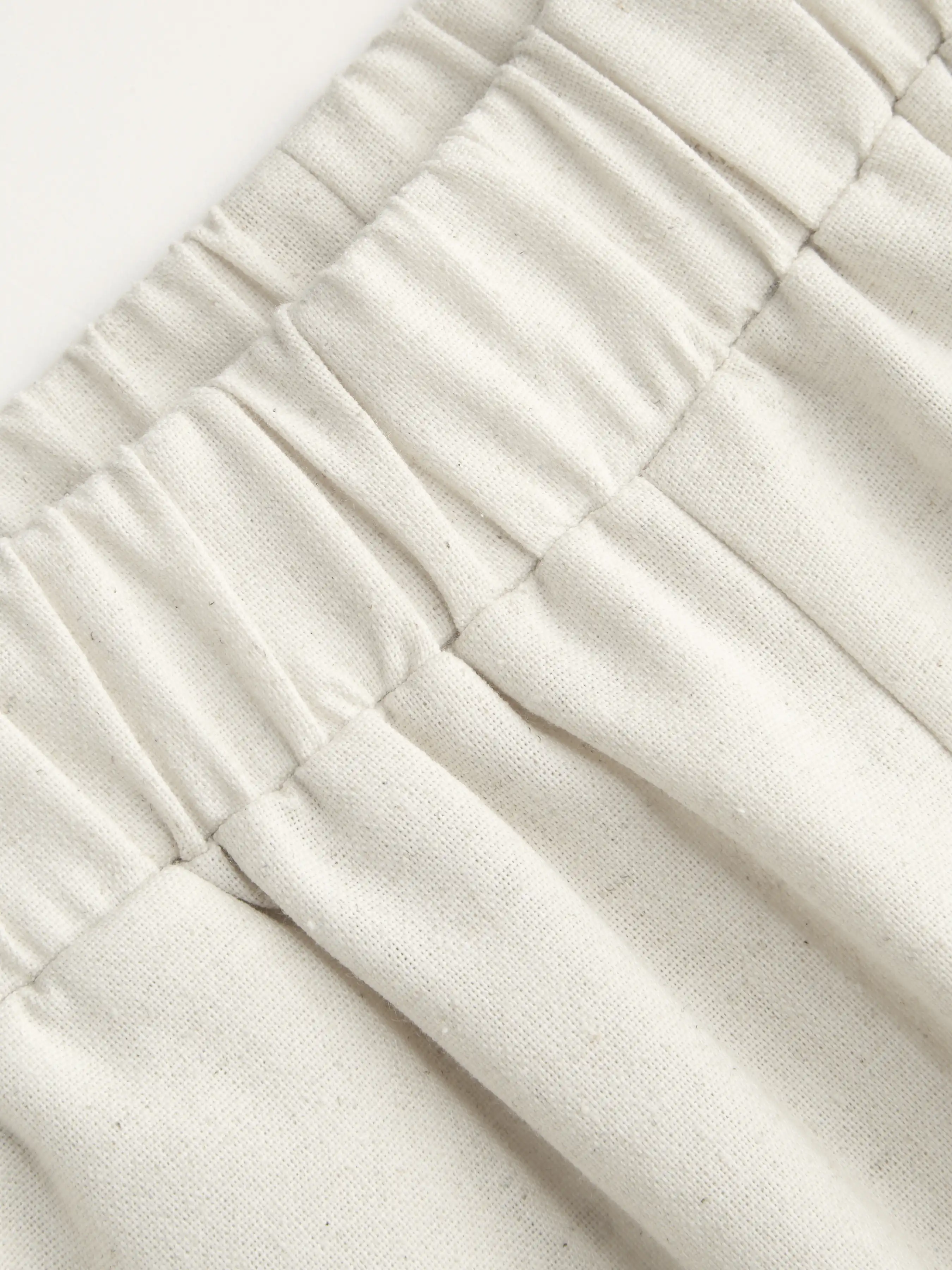 5286-linen-blend-pleated-cami-top-mid-rise-elastic-waist-straight-leg-trousers-set-1.webp