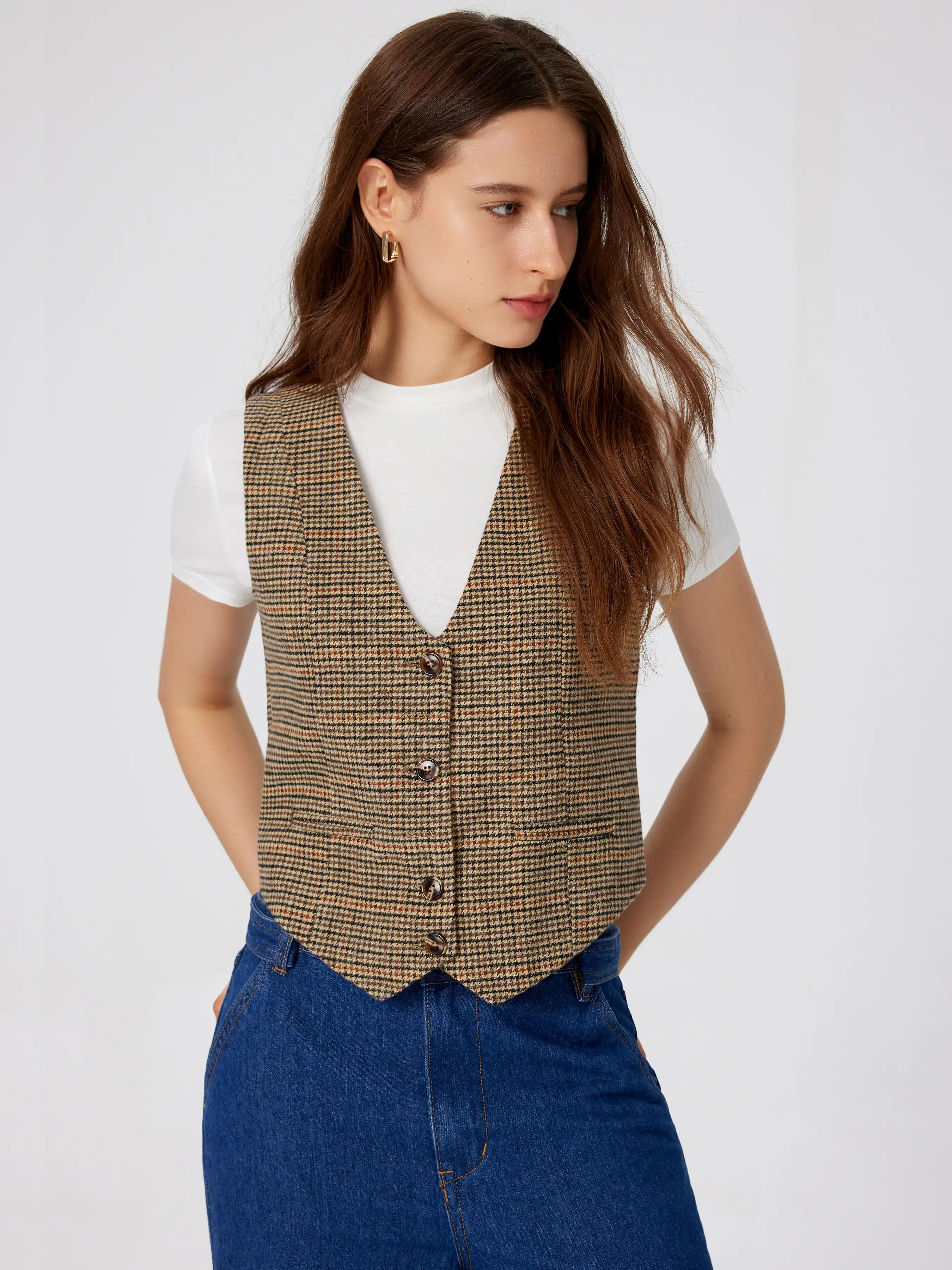 5299-v-neck-check-button-blazer-vest-1.webp