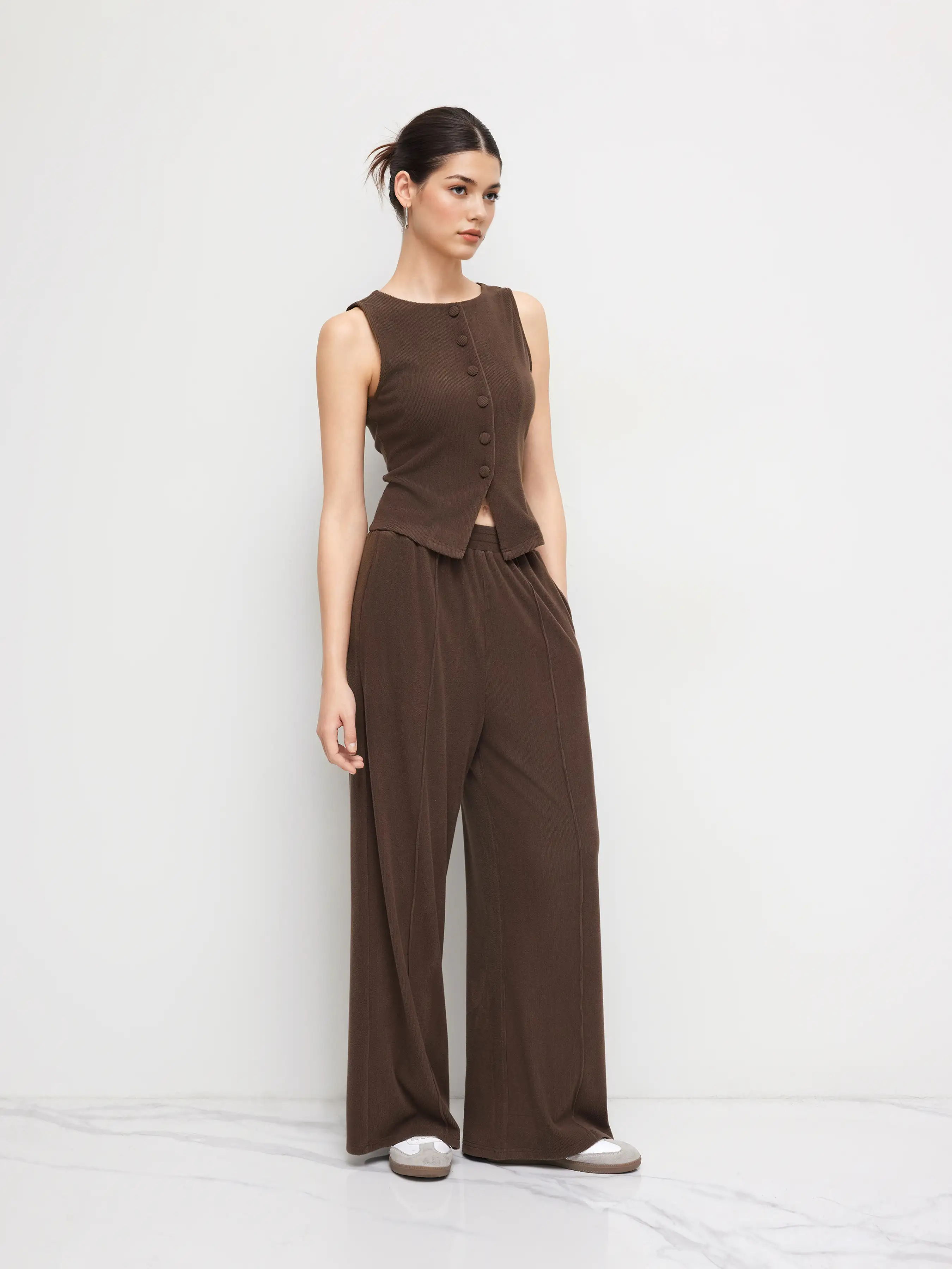 5403-boat-neck-waistcoat-mid-rise-elastic-waist-wide-leg-trousers-set-1.webp