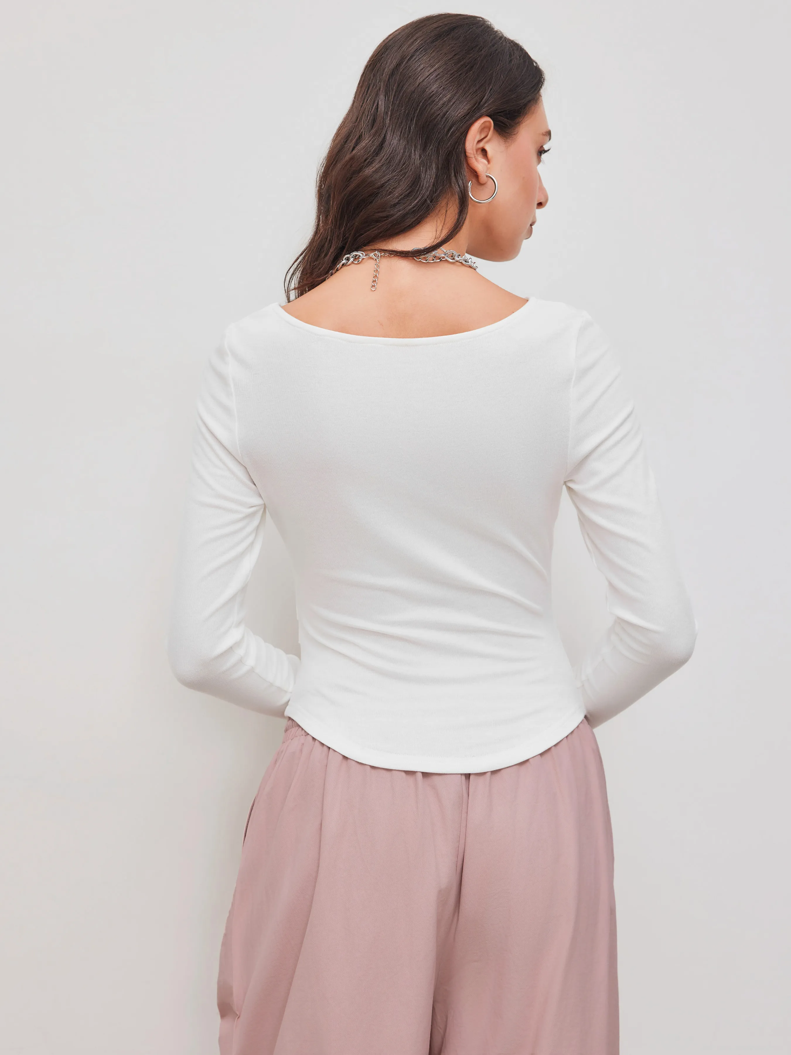 5641-boat-neck-solid-ruched-long-sleeve-tee-1.webp