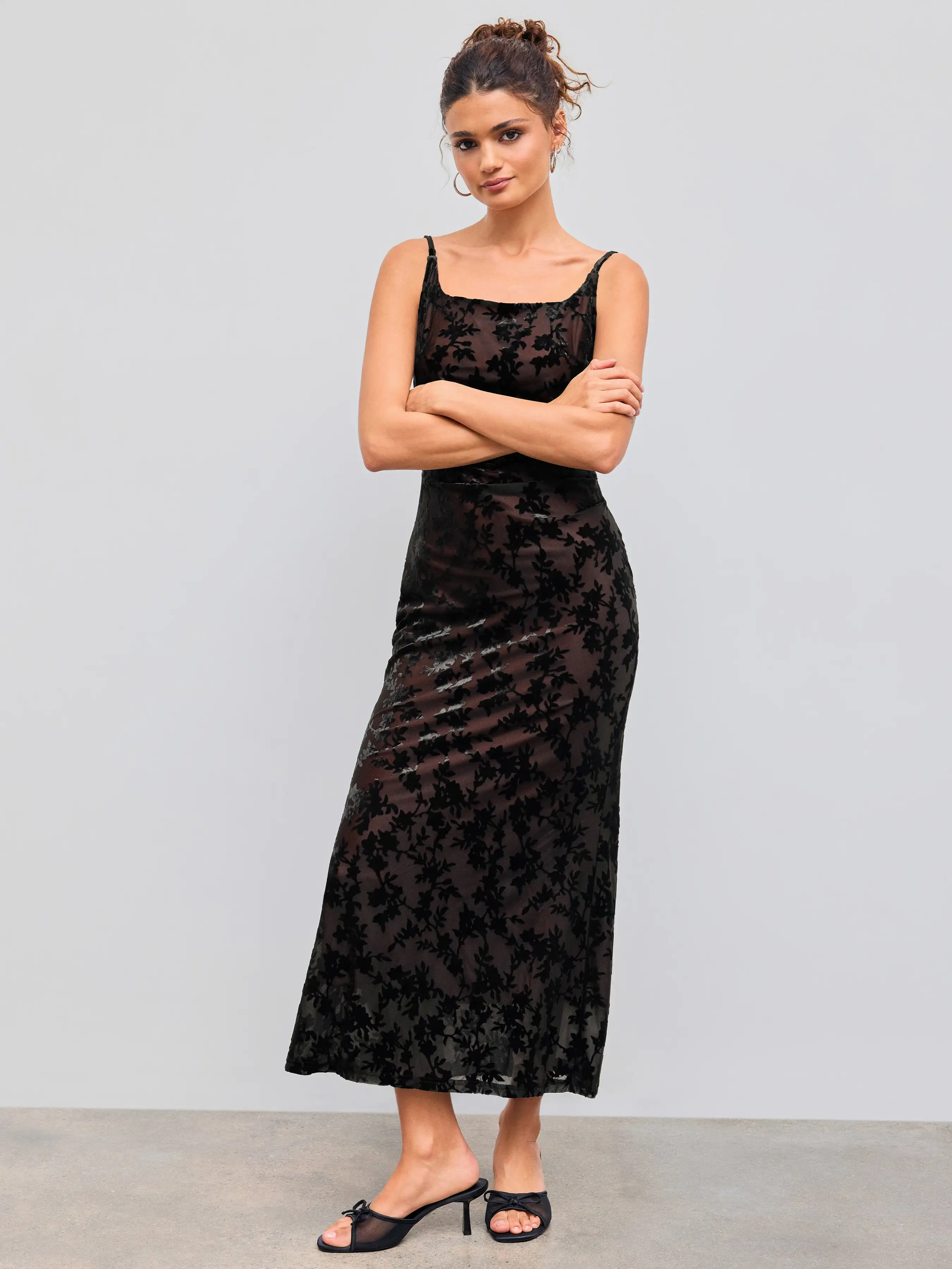 5693-square-neck-floral-ruched-maxi-dress-1.webp