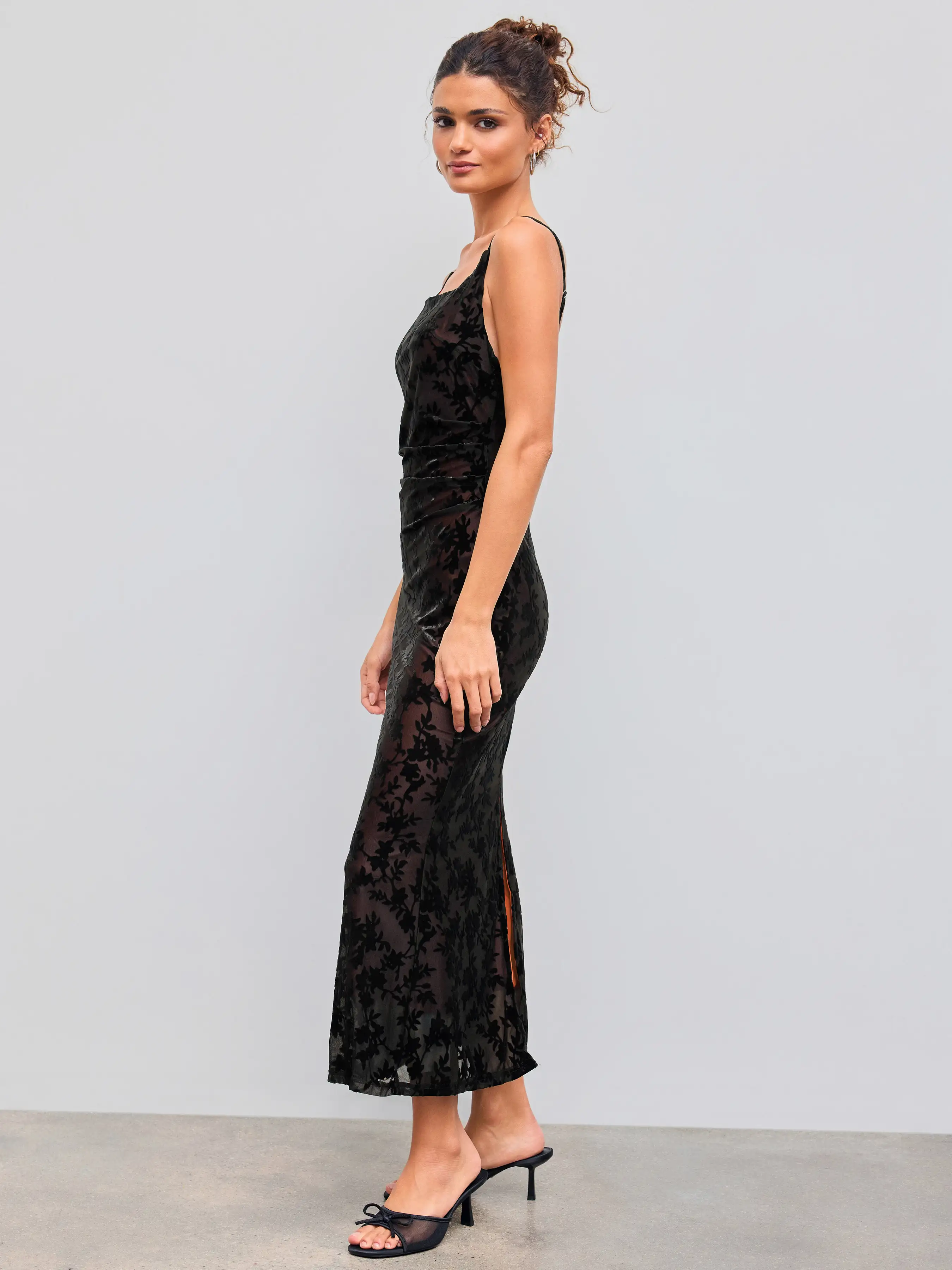 5693-square-neck-floral-ruched-maxi-dress-1.webp