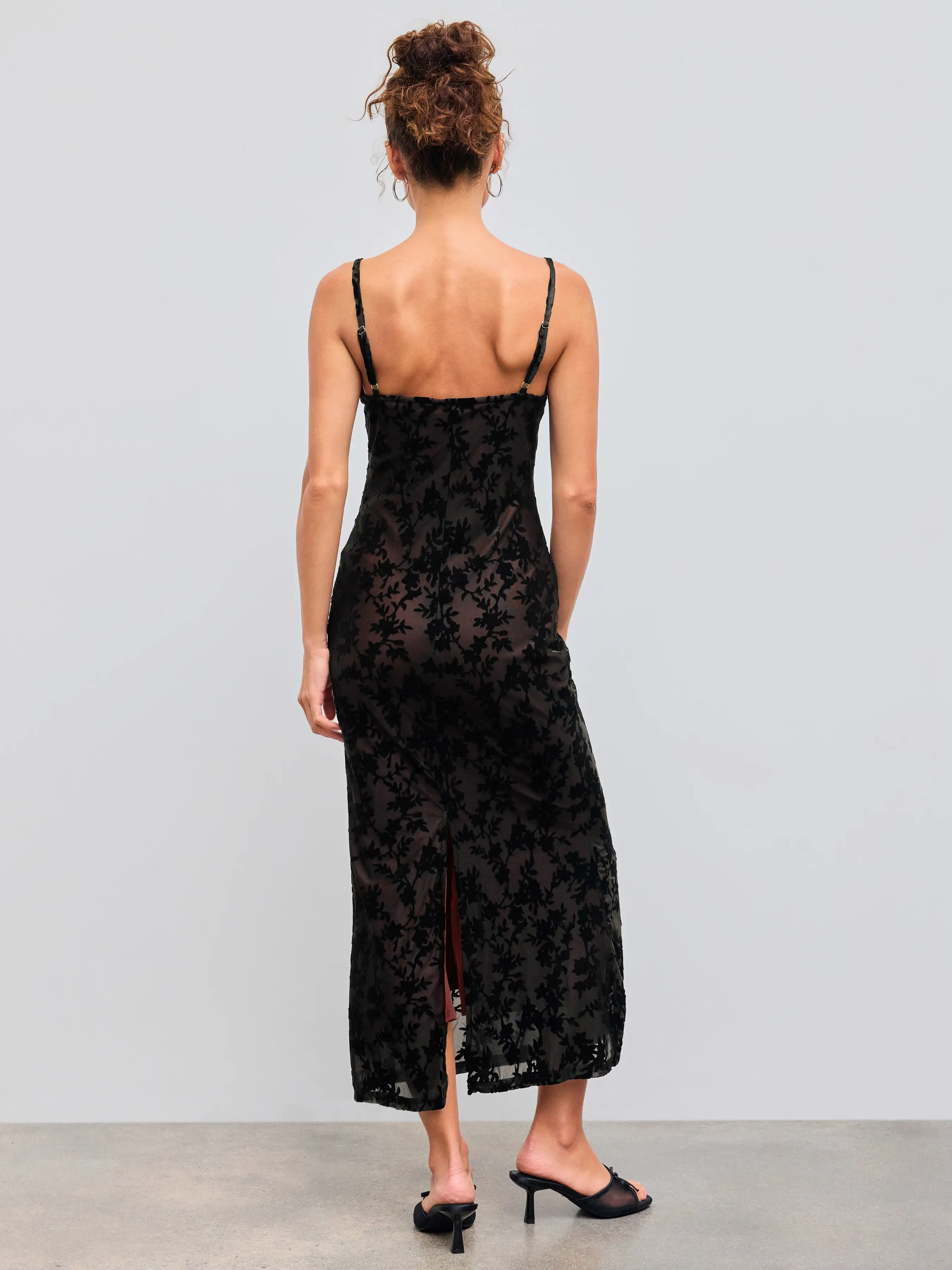 5693-square-neck-floral-ruched-maxi-dress-1.webp