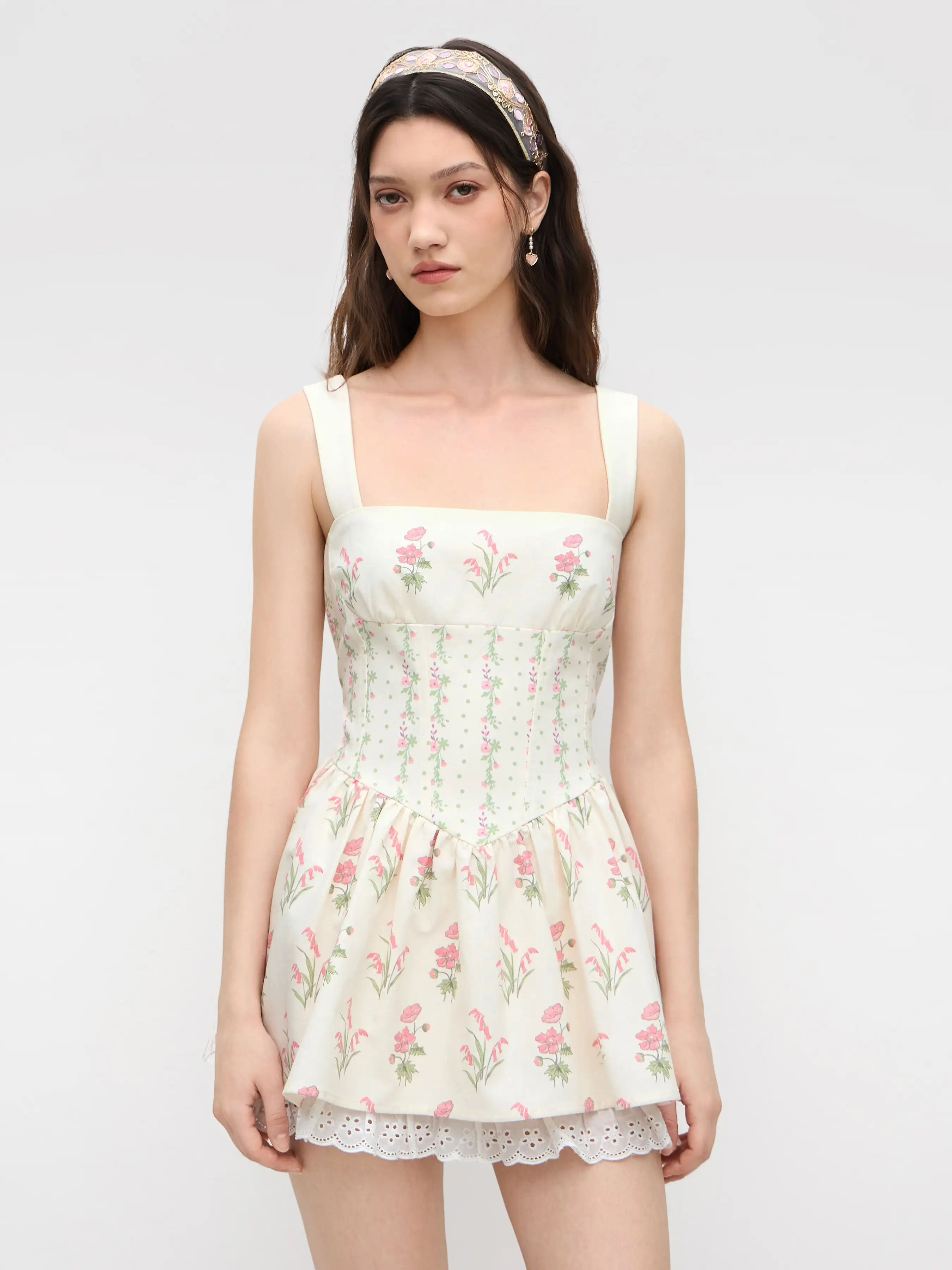 5916-linen-blend-floral-broderie-anglaise-trim-layered-lace-up-mini-dress-1.webp